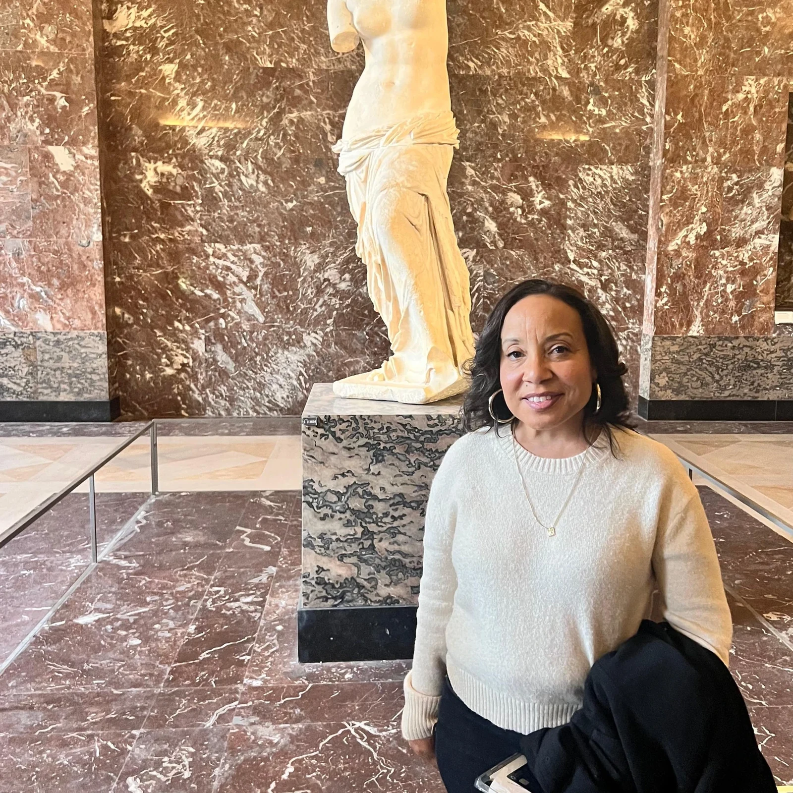 Visita guiada al Louvre con entrada reservada para solo seis personas