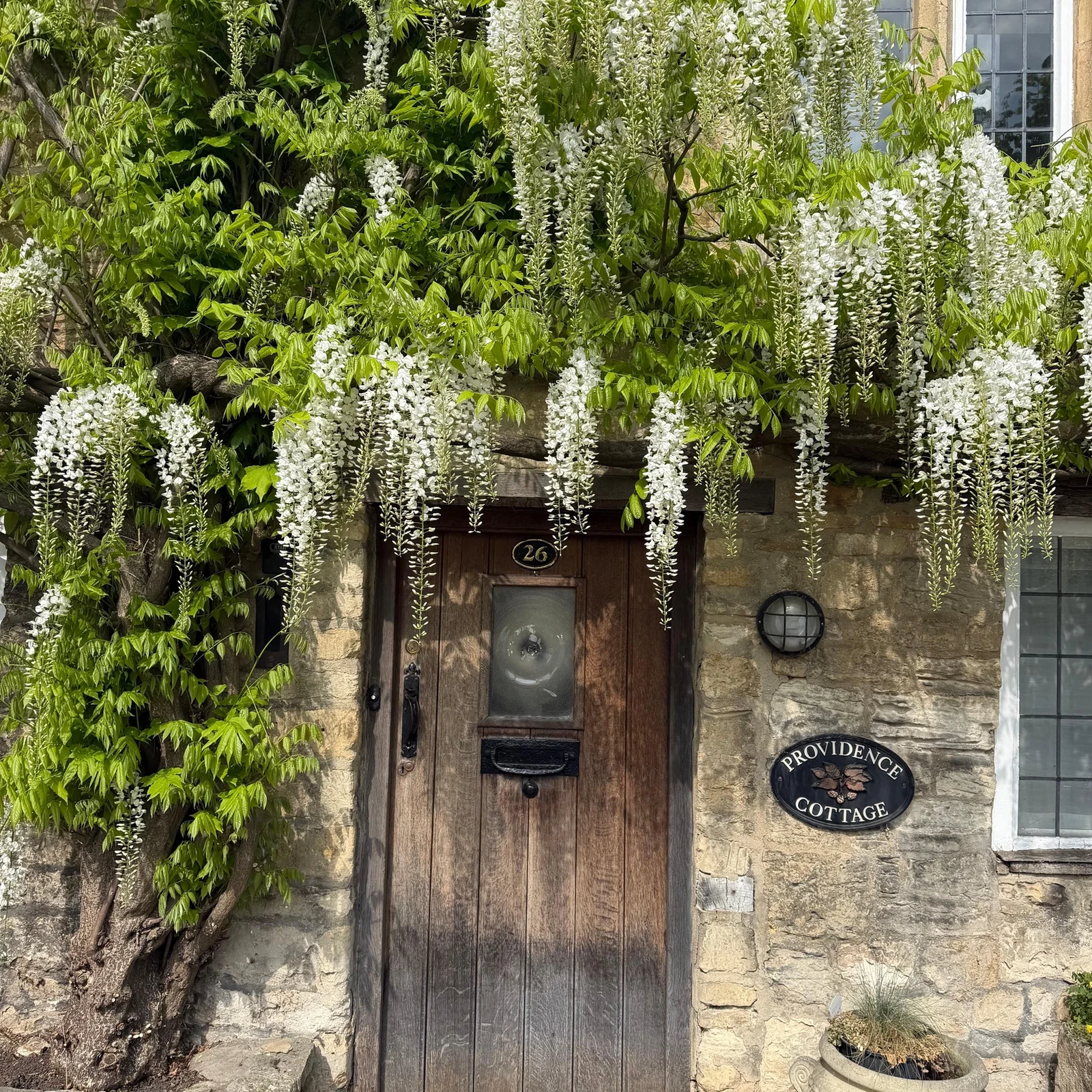 Cotswolds and Oxford Day Trip from London
