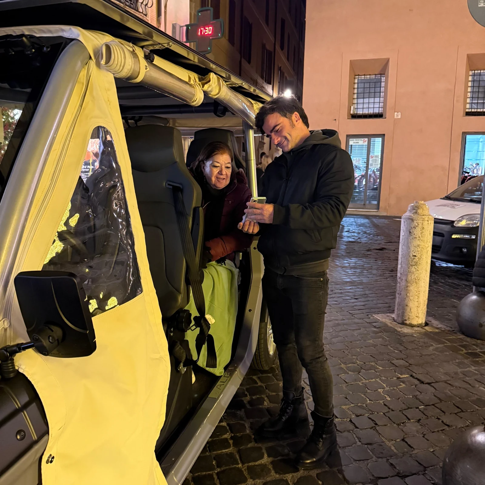 Tour privado por Roma en carrito de golf: más monumentos y menos caminatas