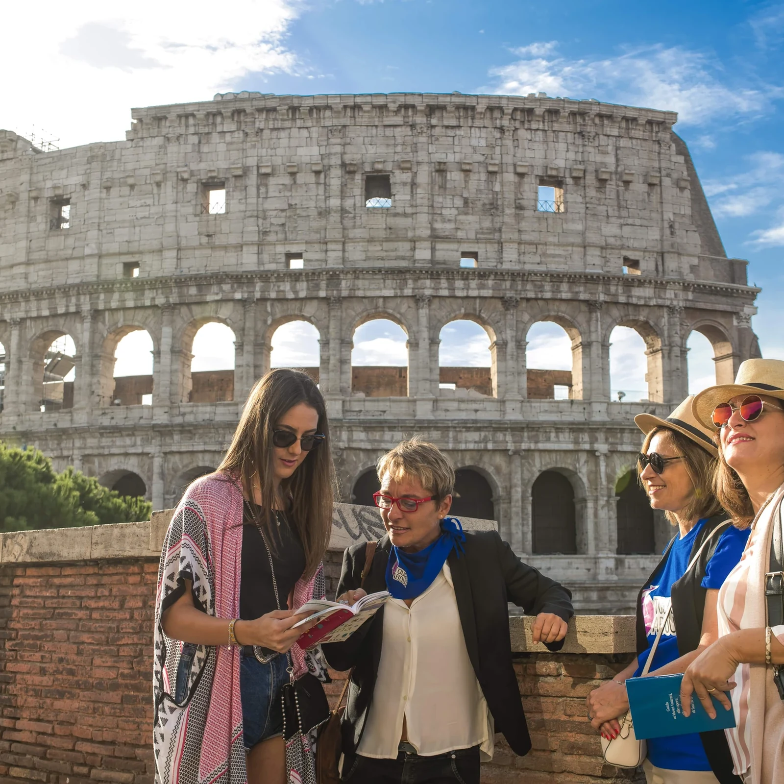 Colosseum Tour with Arena, Roman Forum and Palatine Hill