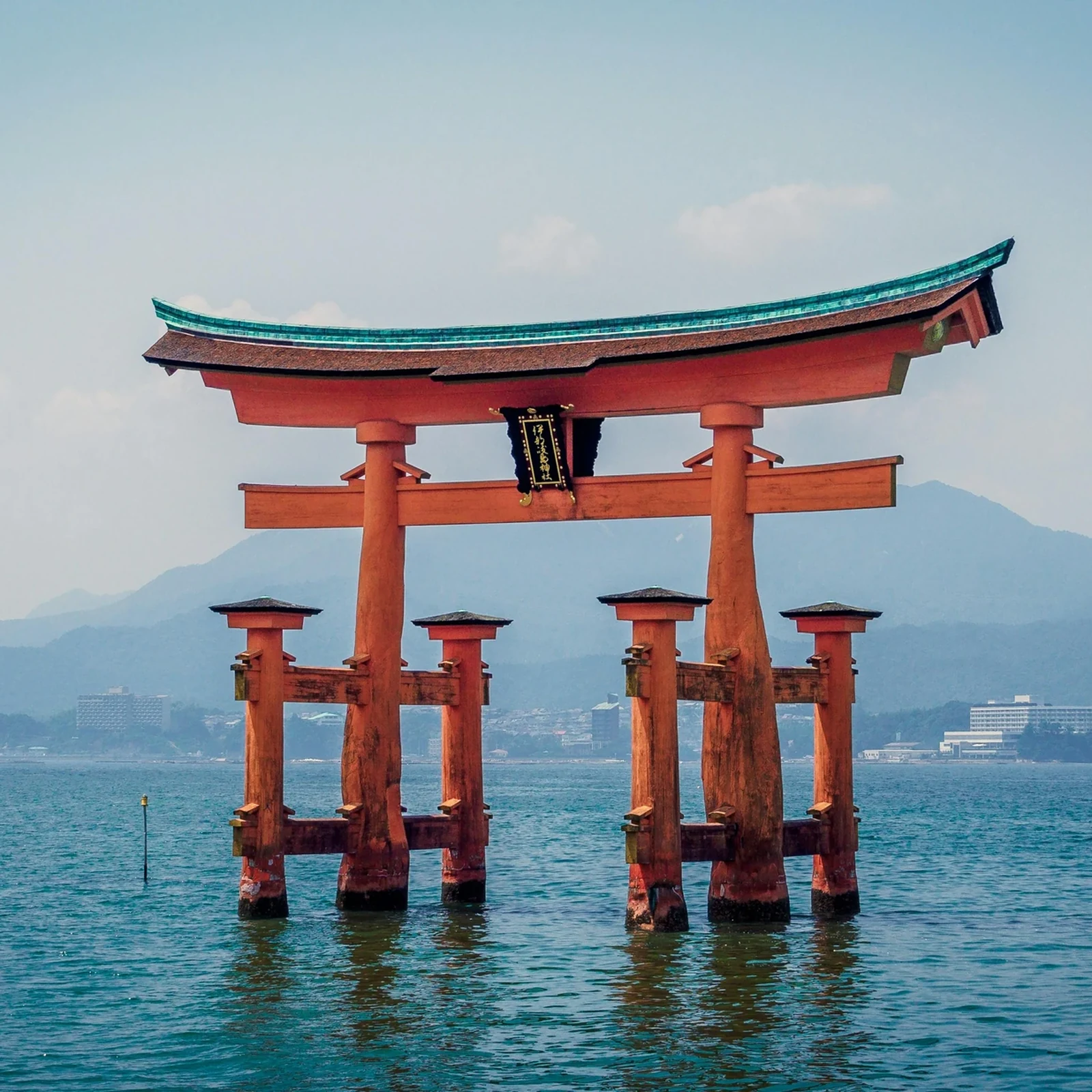 Tour Hiroshima y Miyajima en un día con guía local