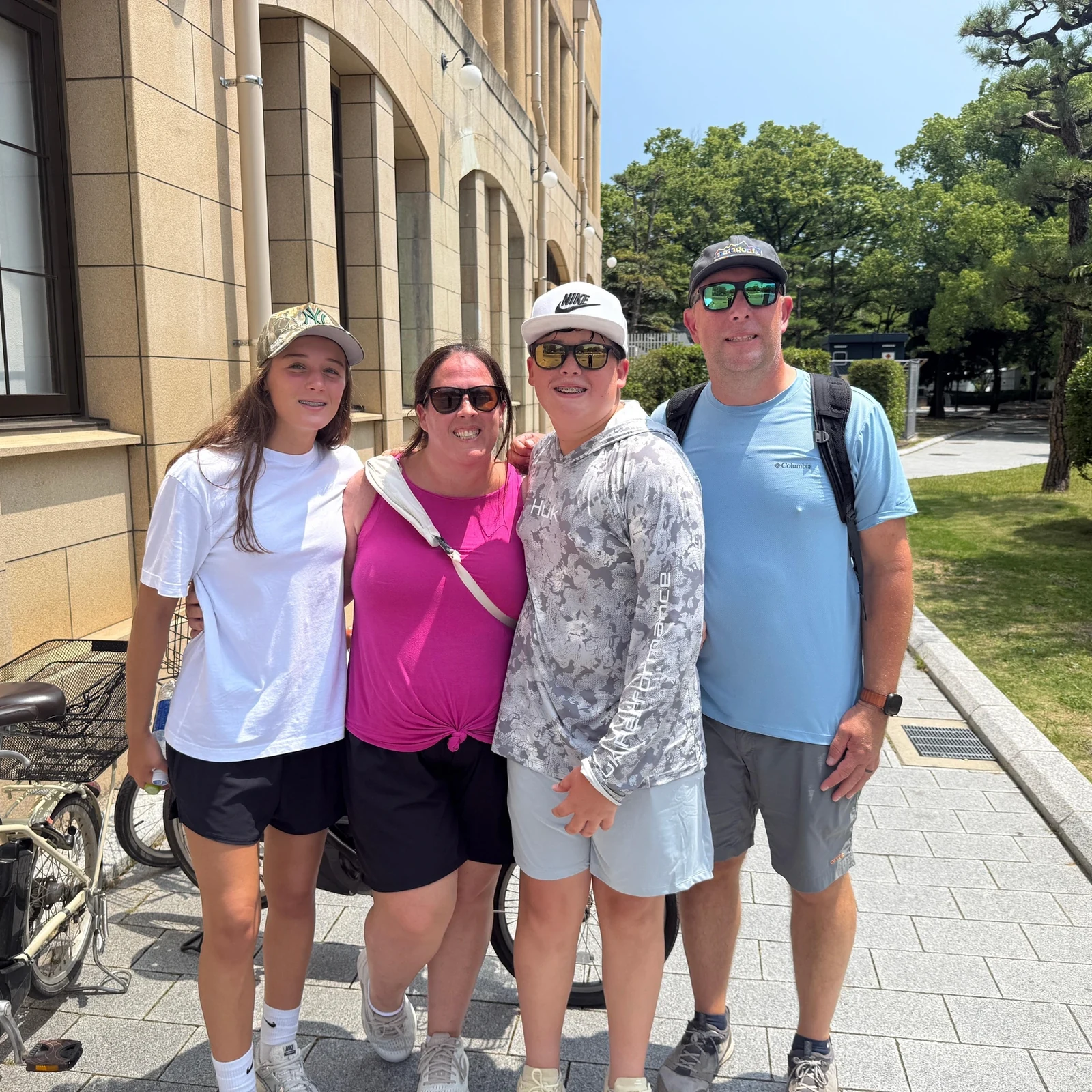 Visite d'Hiroshima à vélo électrique au fil de son histoire