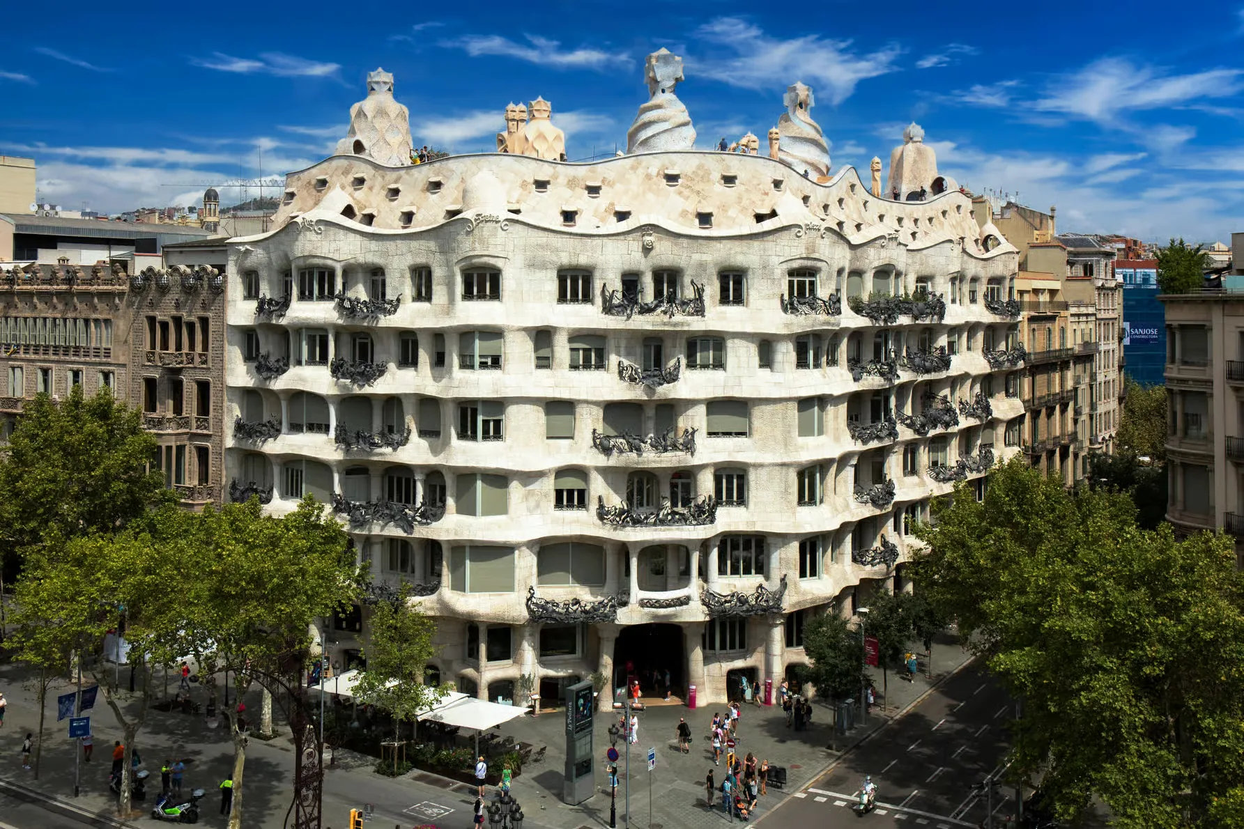 Entrada La Pedrera Barcelona – Casa Milà con audioguía