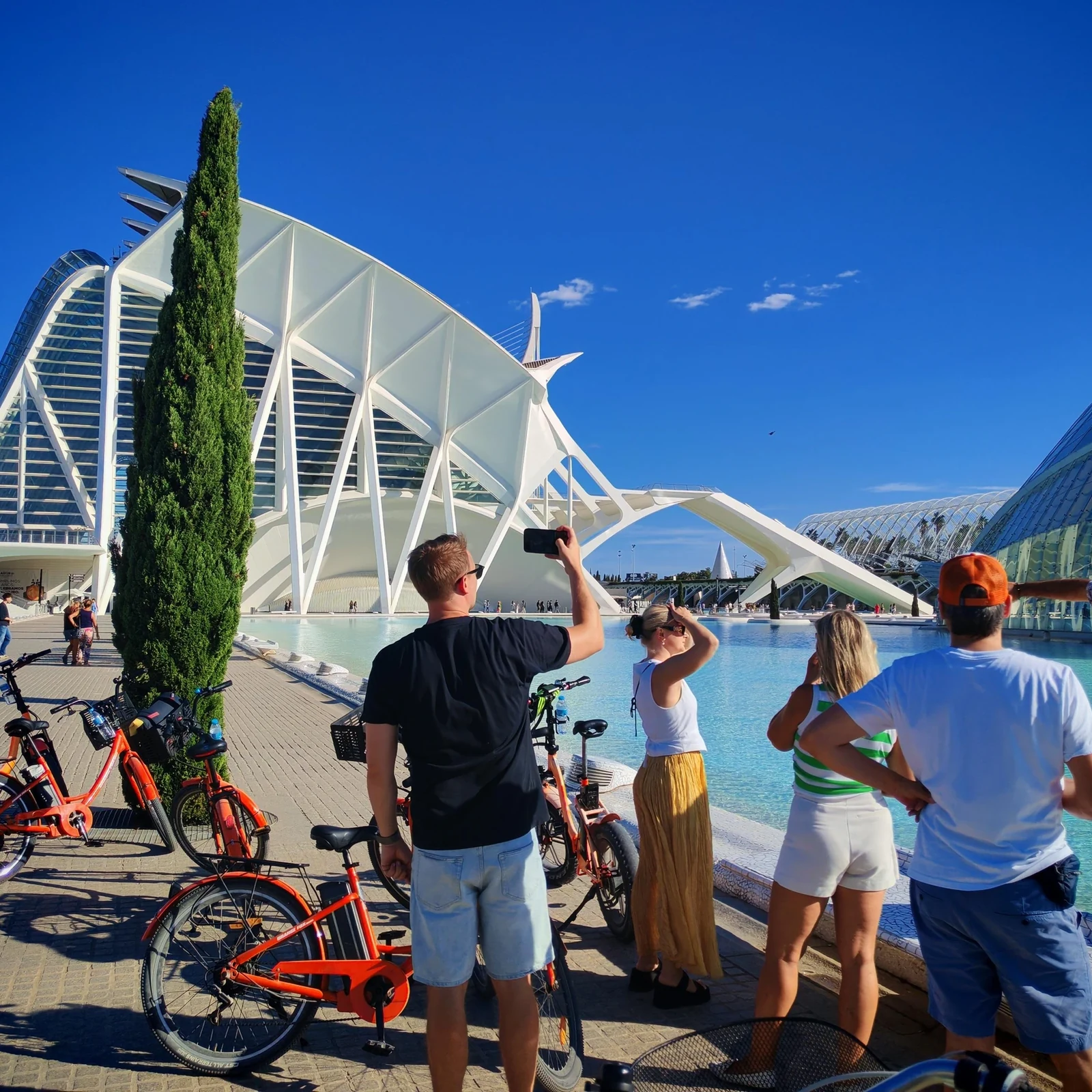Visite de Valence à vélo : de la vieille ville à la Cité des Arts