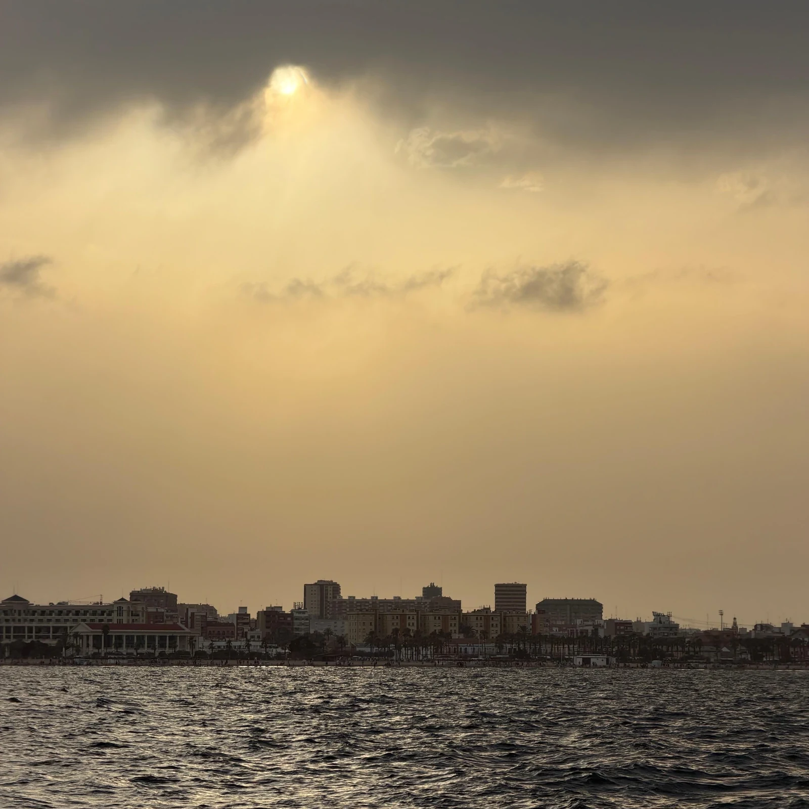 Croisière en catamaran à Valence avec coucher de soleil et option DJ