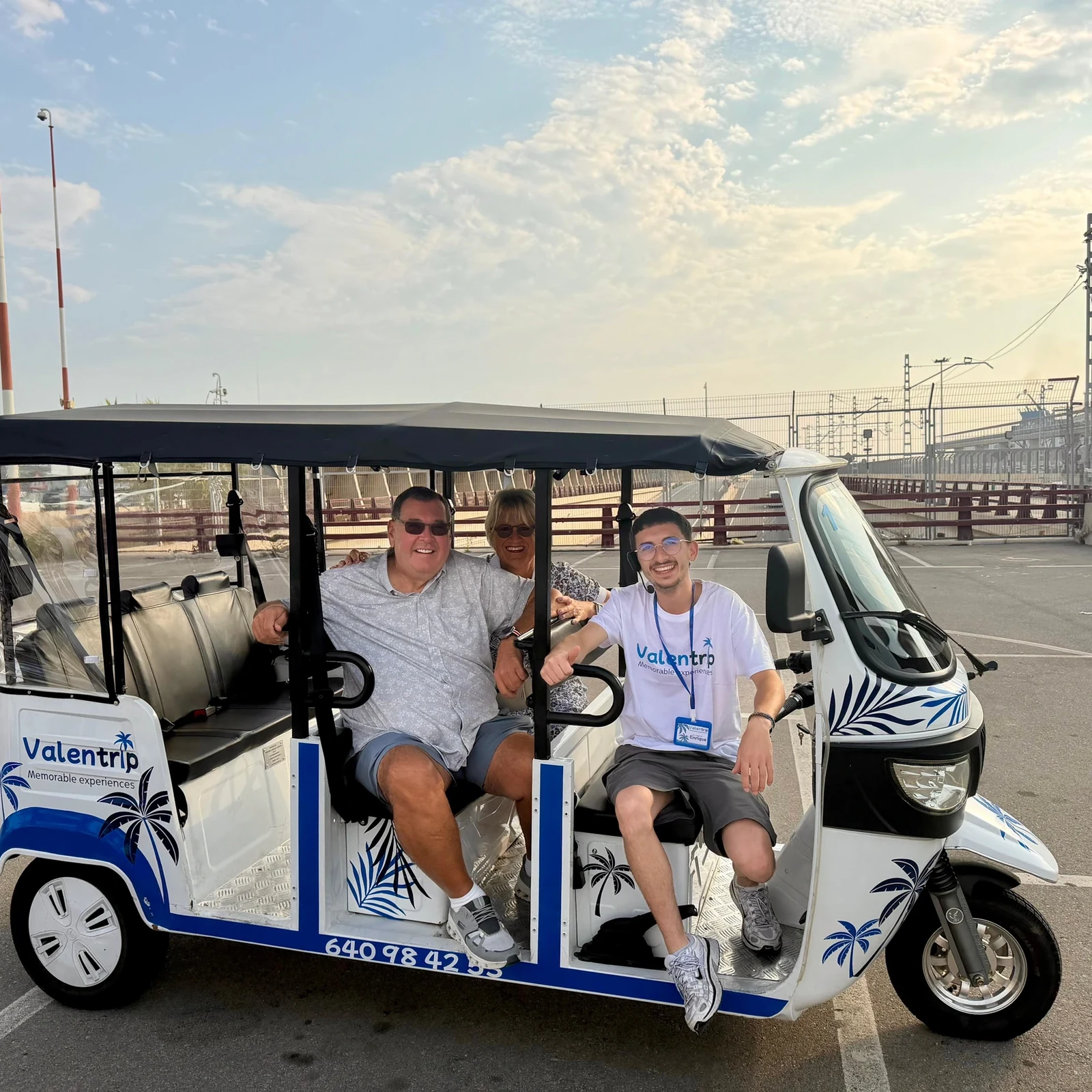 Valencia Tuk-Tuk Tour for Cruise Passengers from the Port
