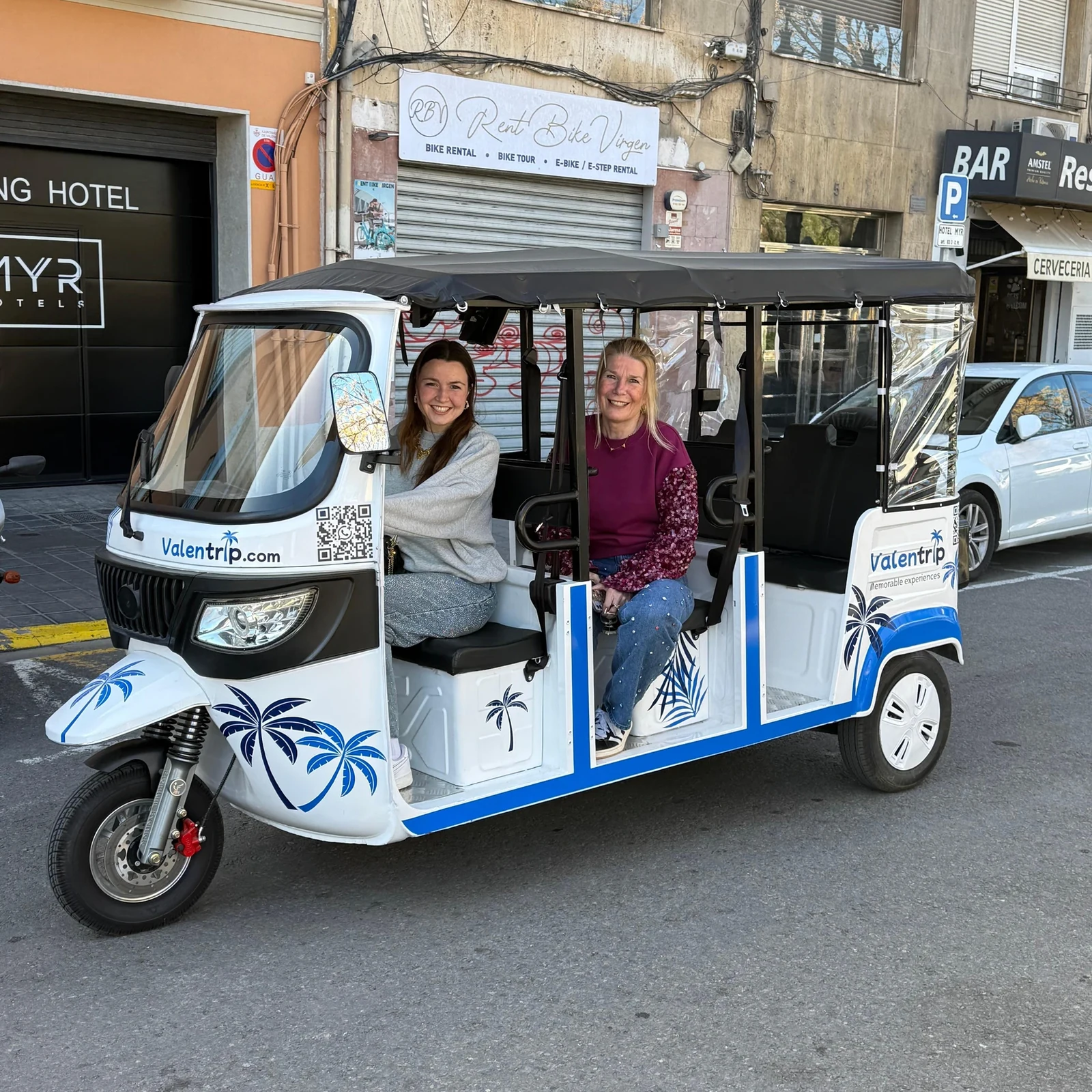 Valencia Tuk-Tuk Tour for Cruise Passengers from the Port