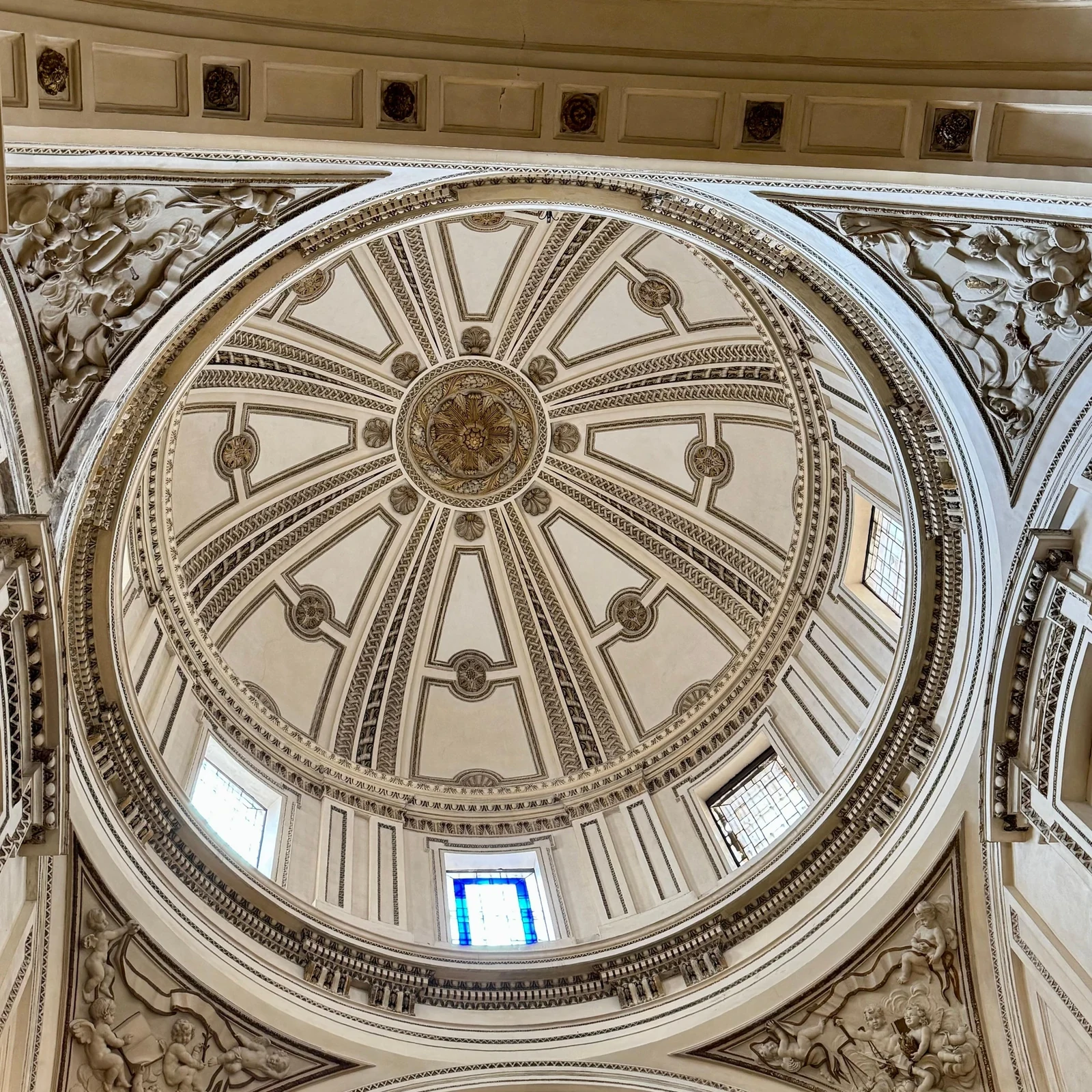 Valencia Cathedral and Holy Grail Tour with Guided Visit and Organised Admission