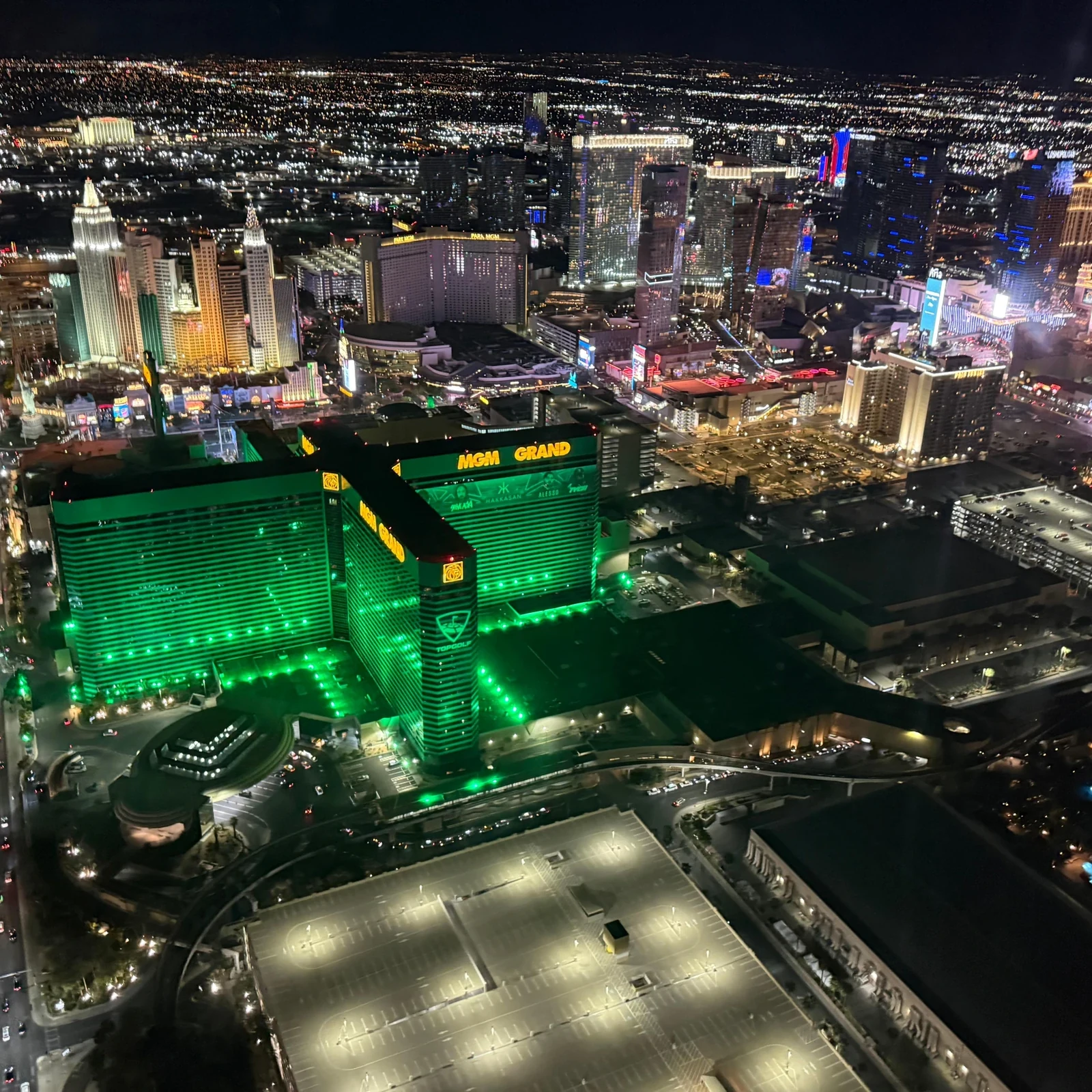 Tour en helicóptero por Las Vegas Strip con ventana garantizada