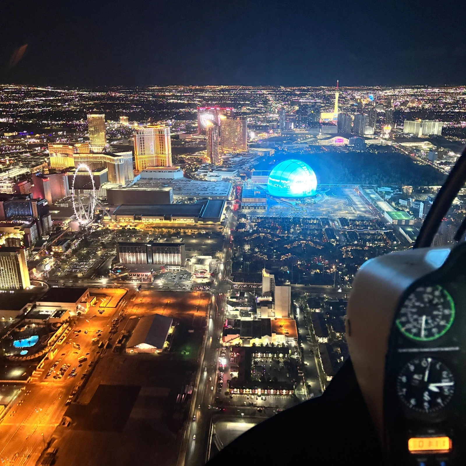 Helikopterflug über den Las Vegas Strip mit garantiertem Fensterplatz