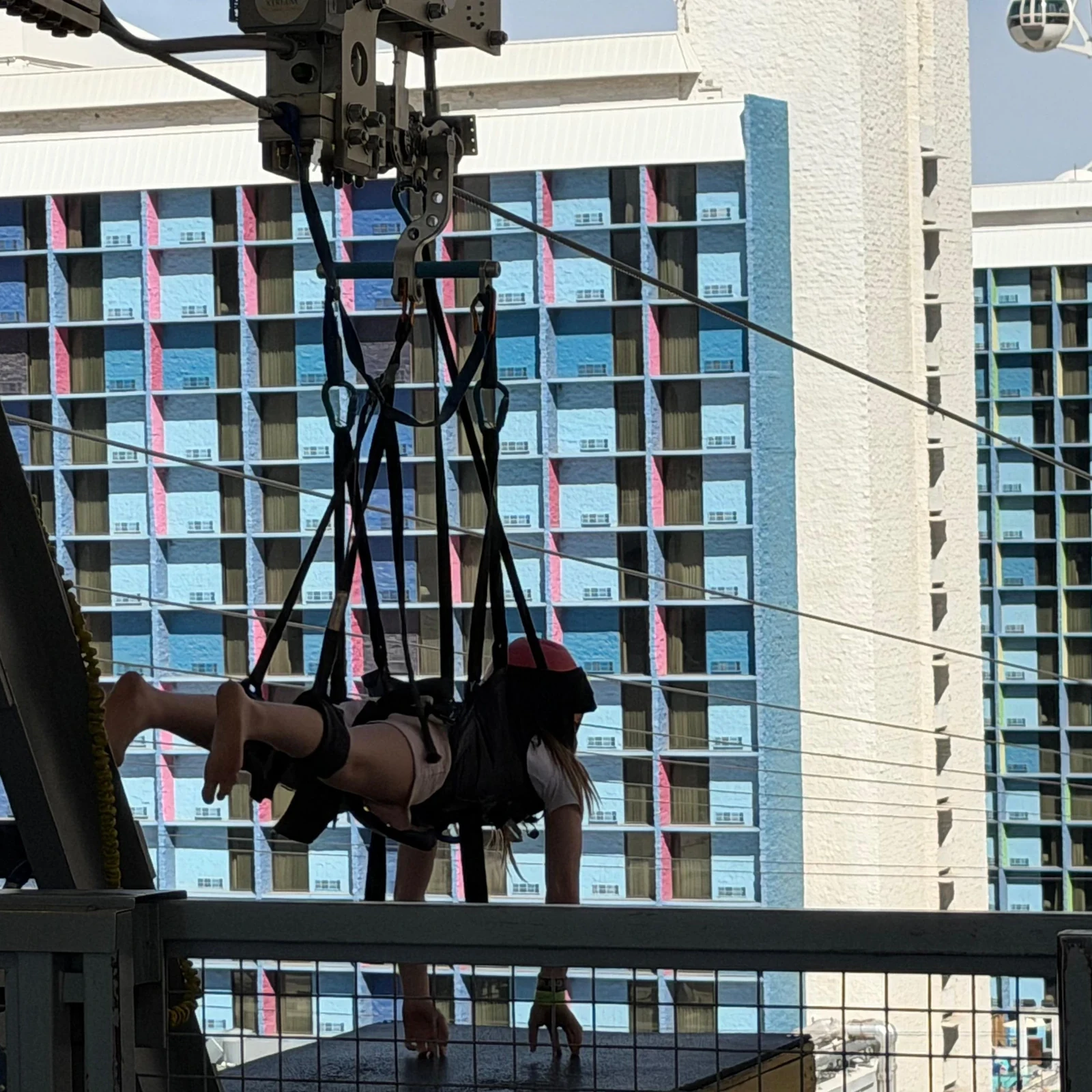 Tyrolienne FLY LINQ Las Vegas au-dessus de The LINQ Promenade