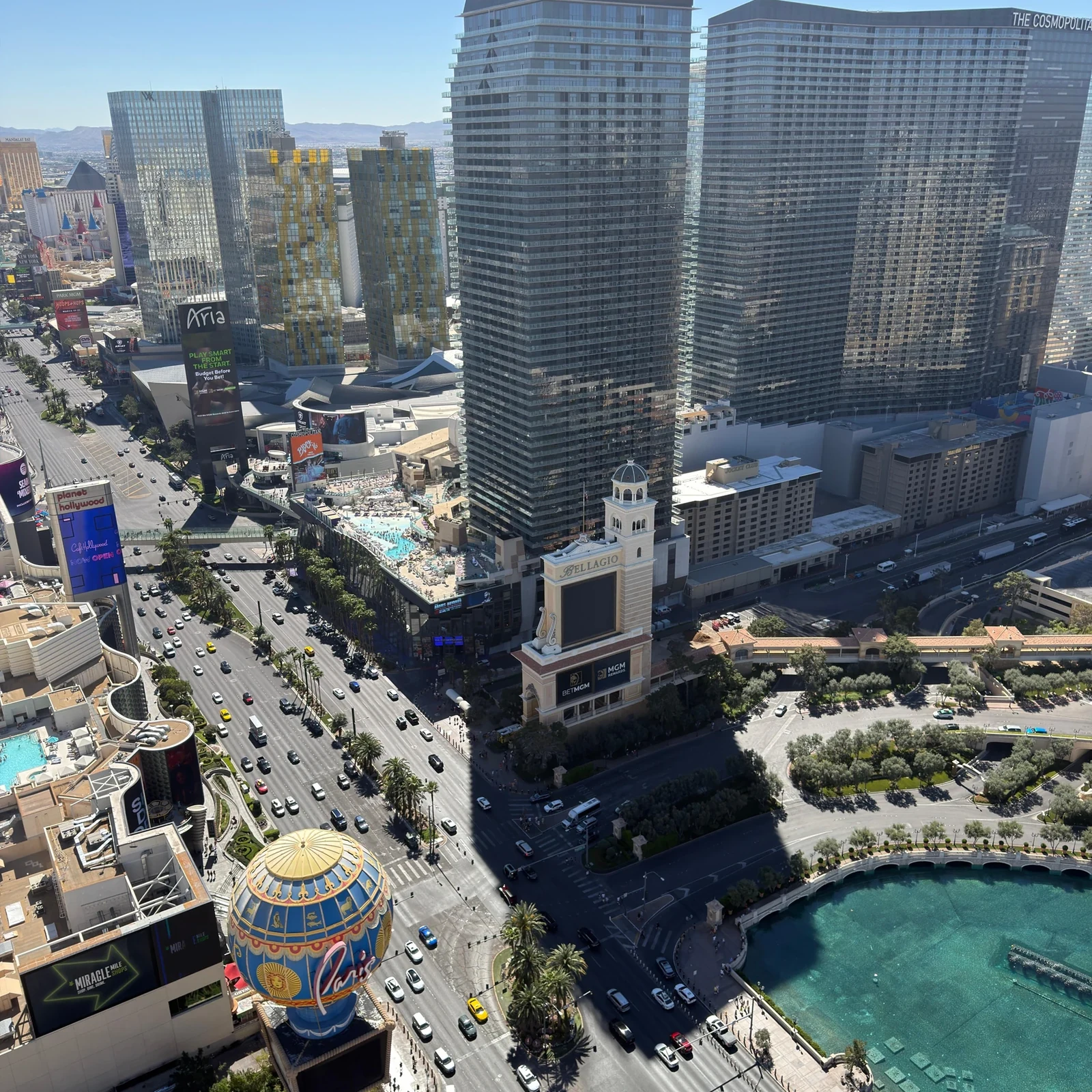 Eiffel Tower Viewing Deck Las Vegas: 360°-Aussicht auf den Strip
