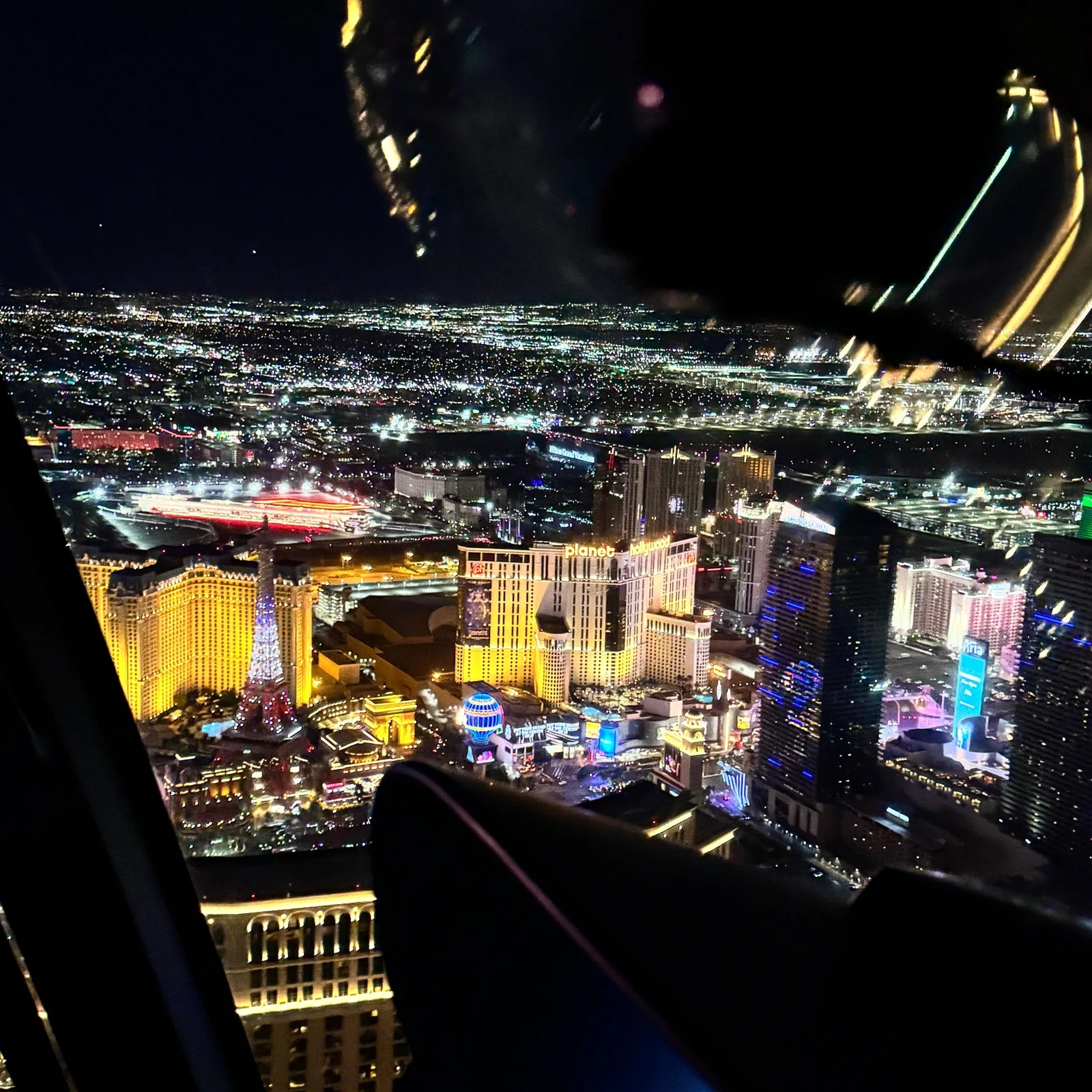 Las Vegas Night Helicopter Flight: See the Strip from Above