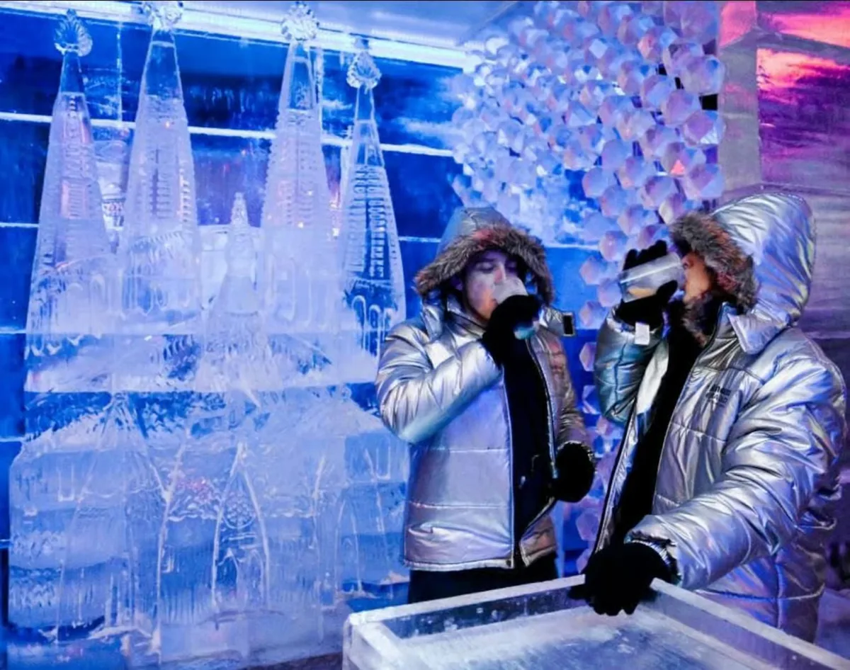 Icebarcelona bar de hielo en Barcelona con bebida incluida