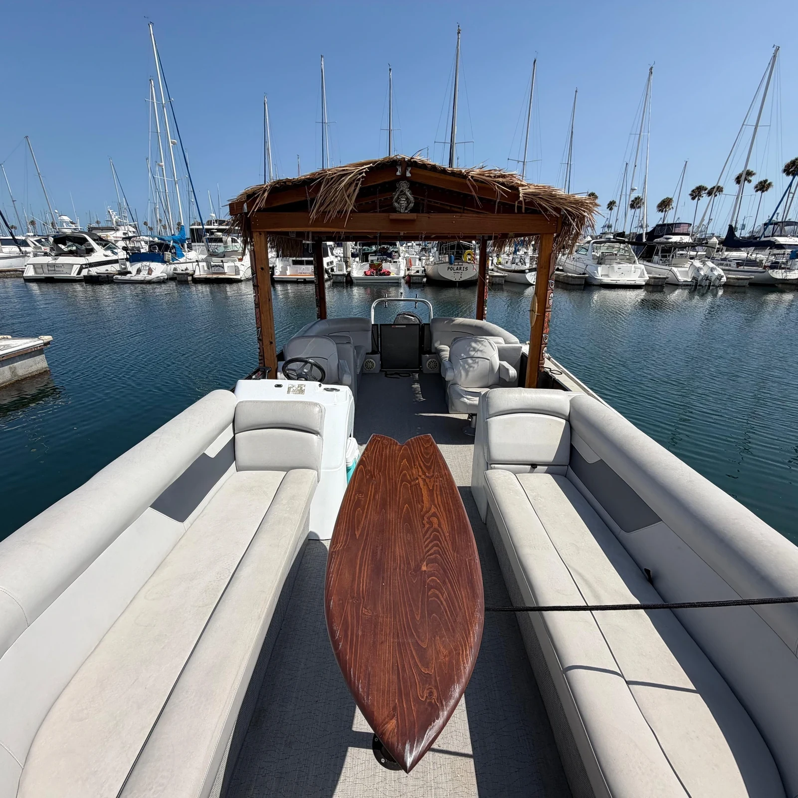 Crucero privado en barco tiki en Long Beach