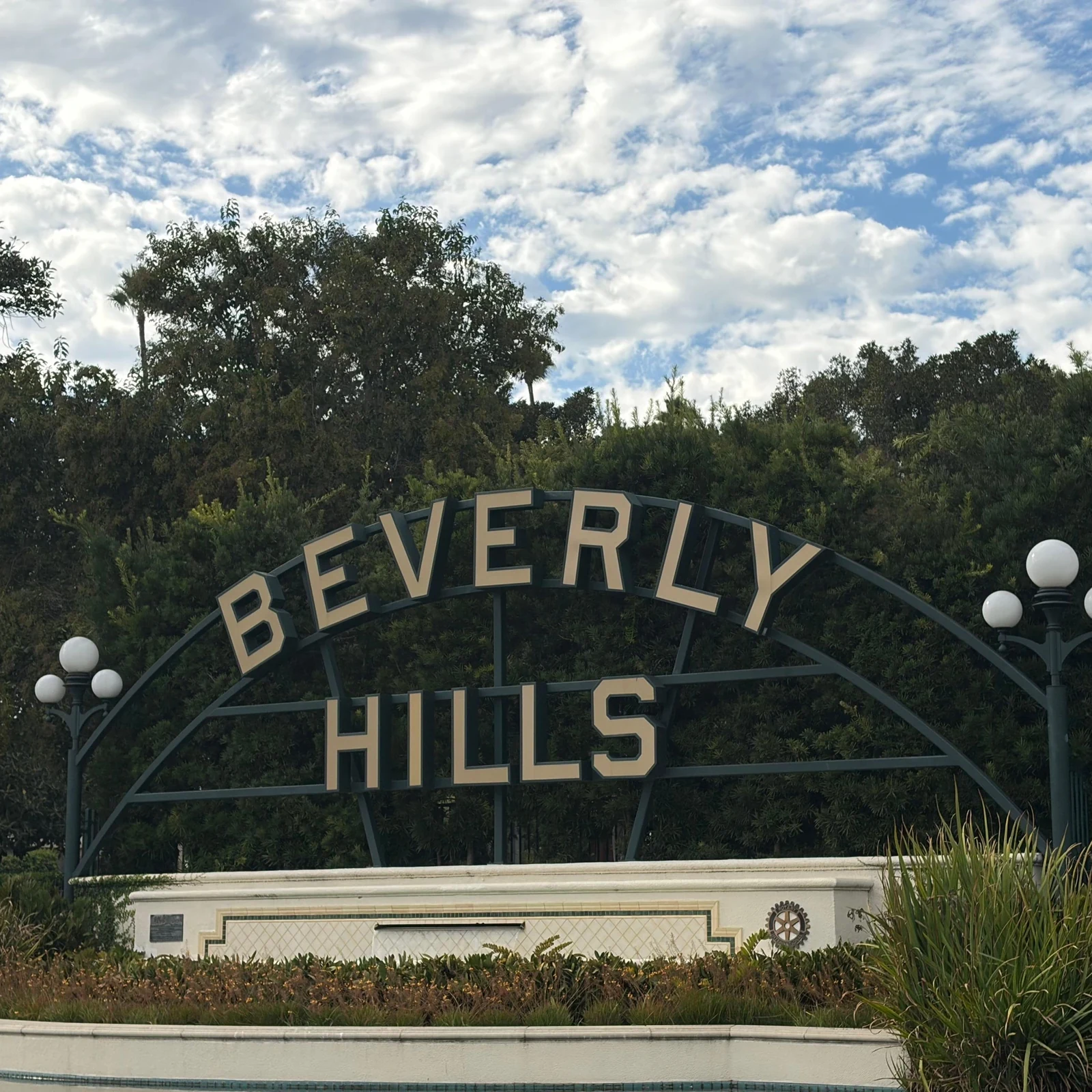 Beverly Hills und Hollywood Sign Tour in kleiner Gruppe