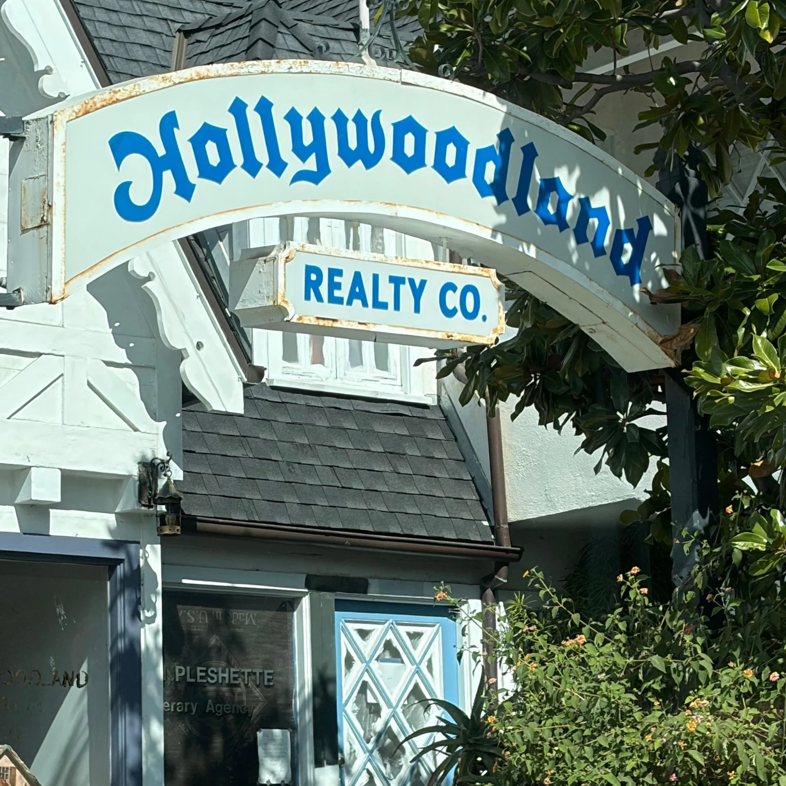 Beverly Hills und Hollywood Sign Tour in kleiner Gruppe