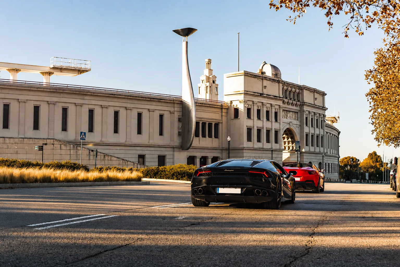 Tour en superdeportivo Barcelona por Montjuïc y su antiguo circuito de F1