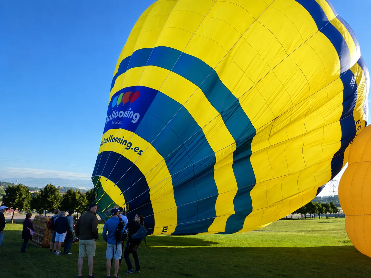 Viaje en globo aerostático Barcelona al amanecer