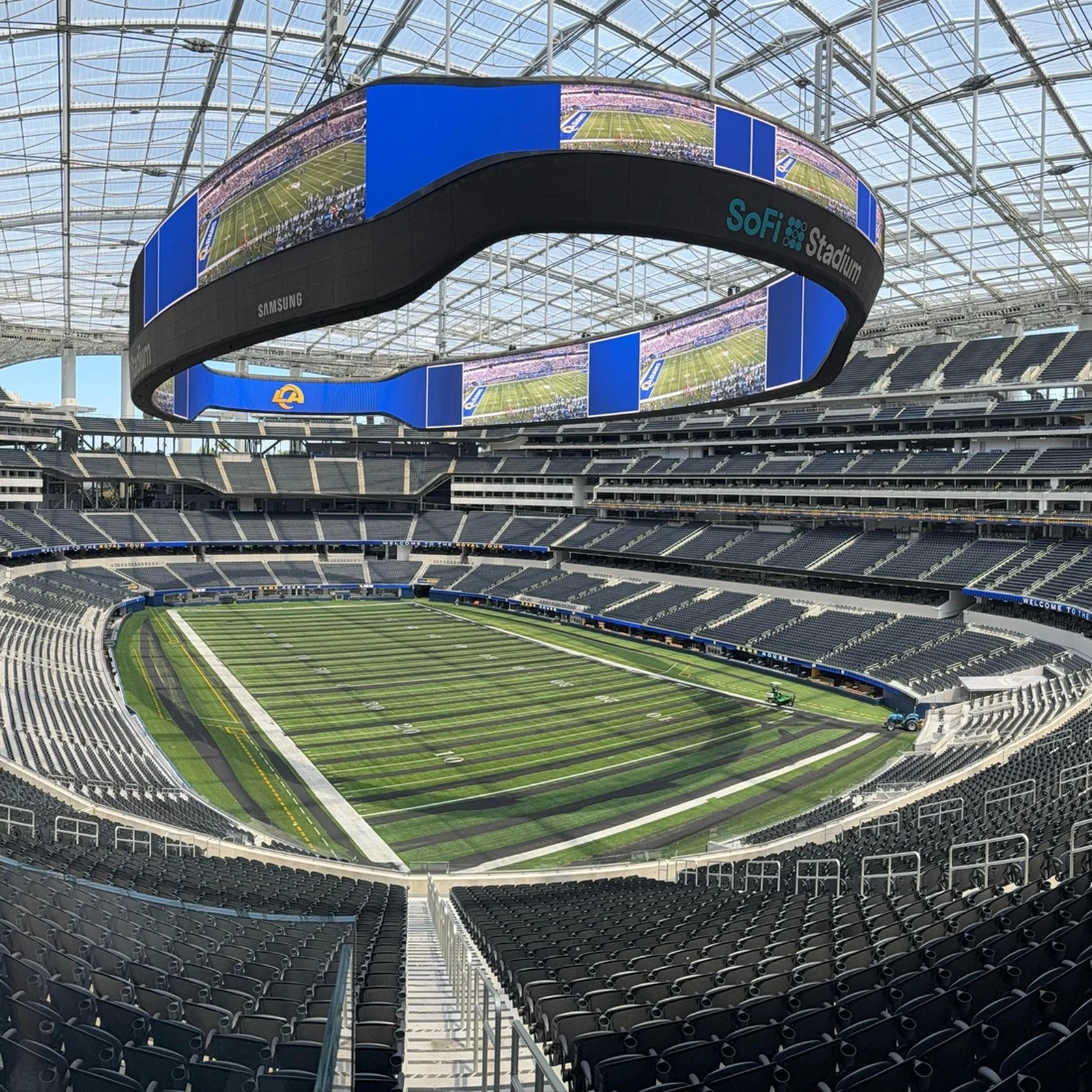 Visite du SoFi Stadium à Los Angeles et de ses coulisses