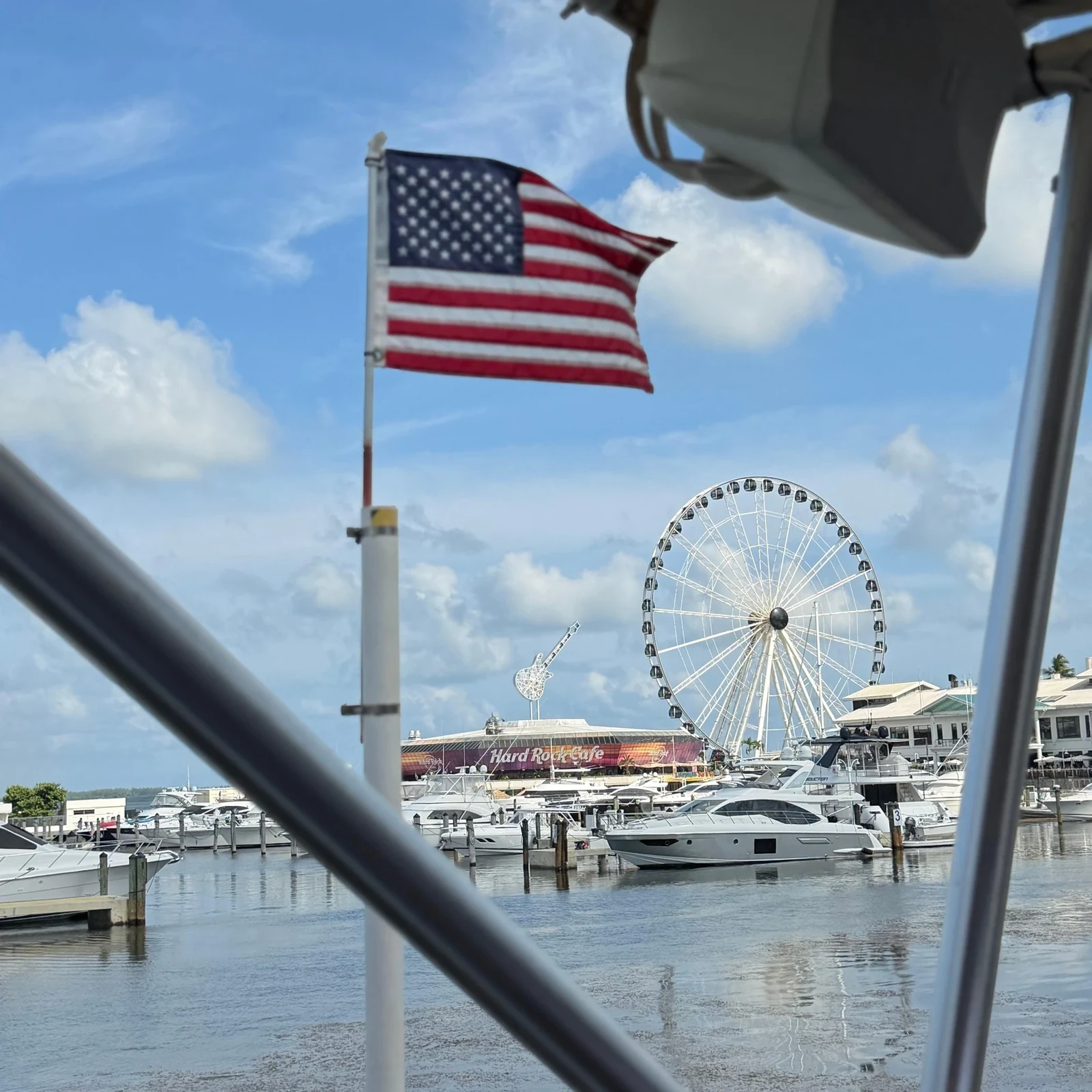 Crucero por Biscayne Bay y casas de famosos en Miami: ¿merece la pena?
