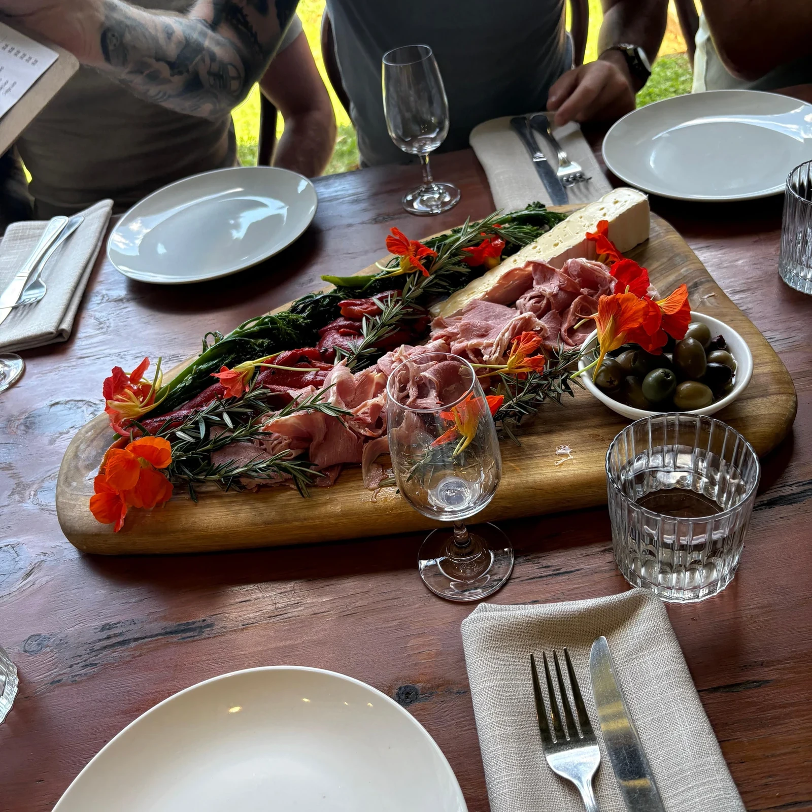 Tamborine Mountain Winery Tour from Gold Coast with Lunch: Is It Worth It?