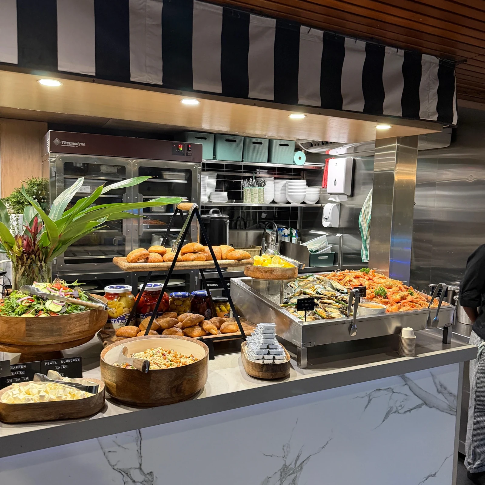 Surfers Paradise buffet dinner cruise with night skyline views