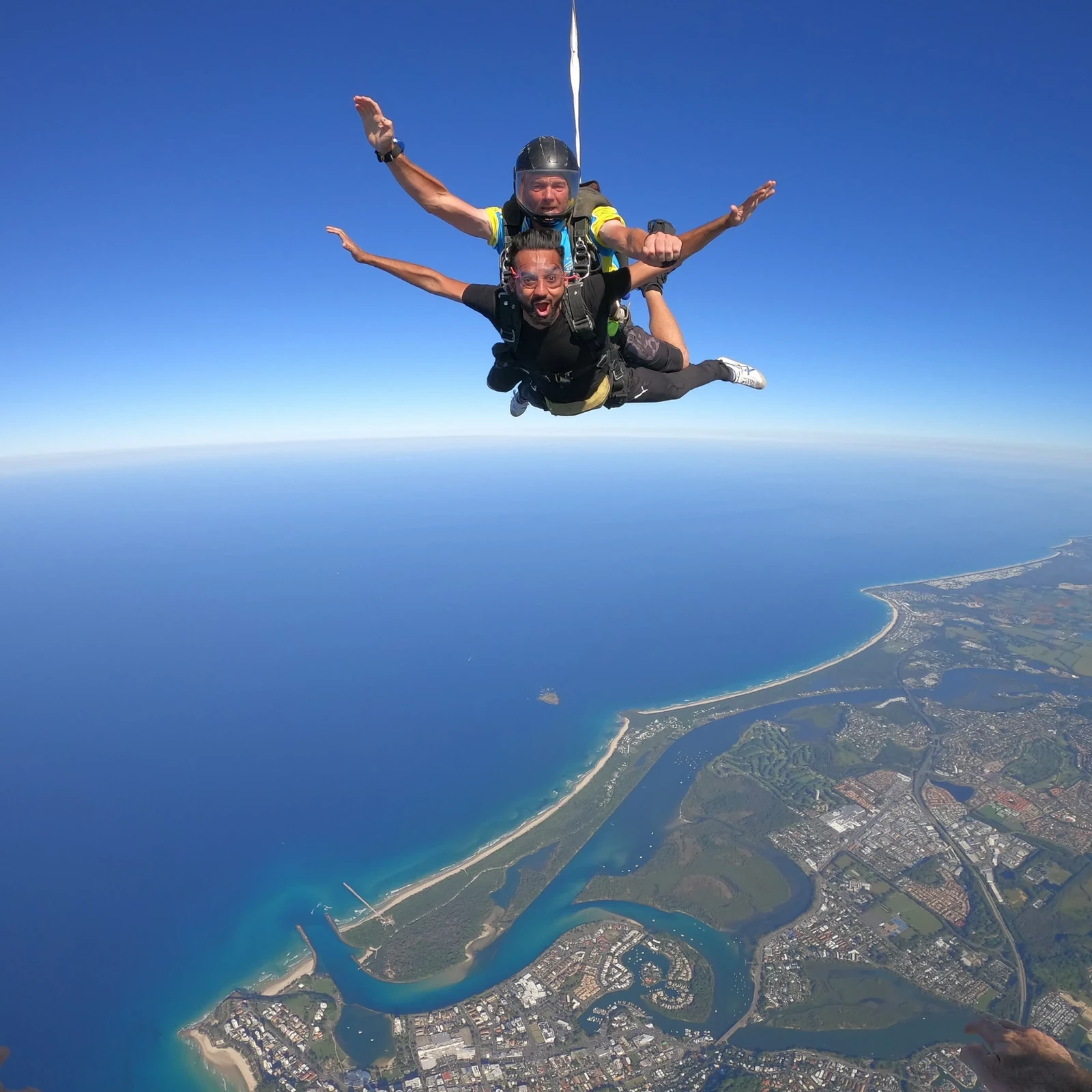 Gold Coast tandem skydiving from around 12,000 feet