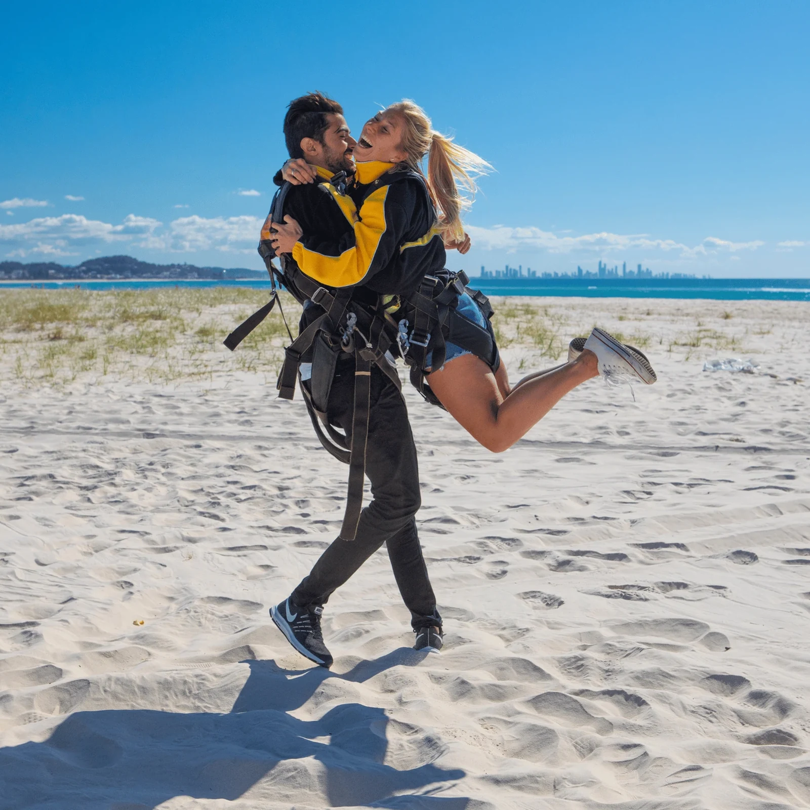 Gold Coast tandem skydiving from around 12,000 feet