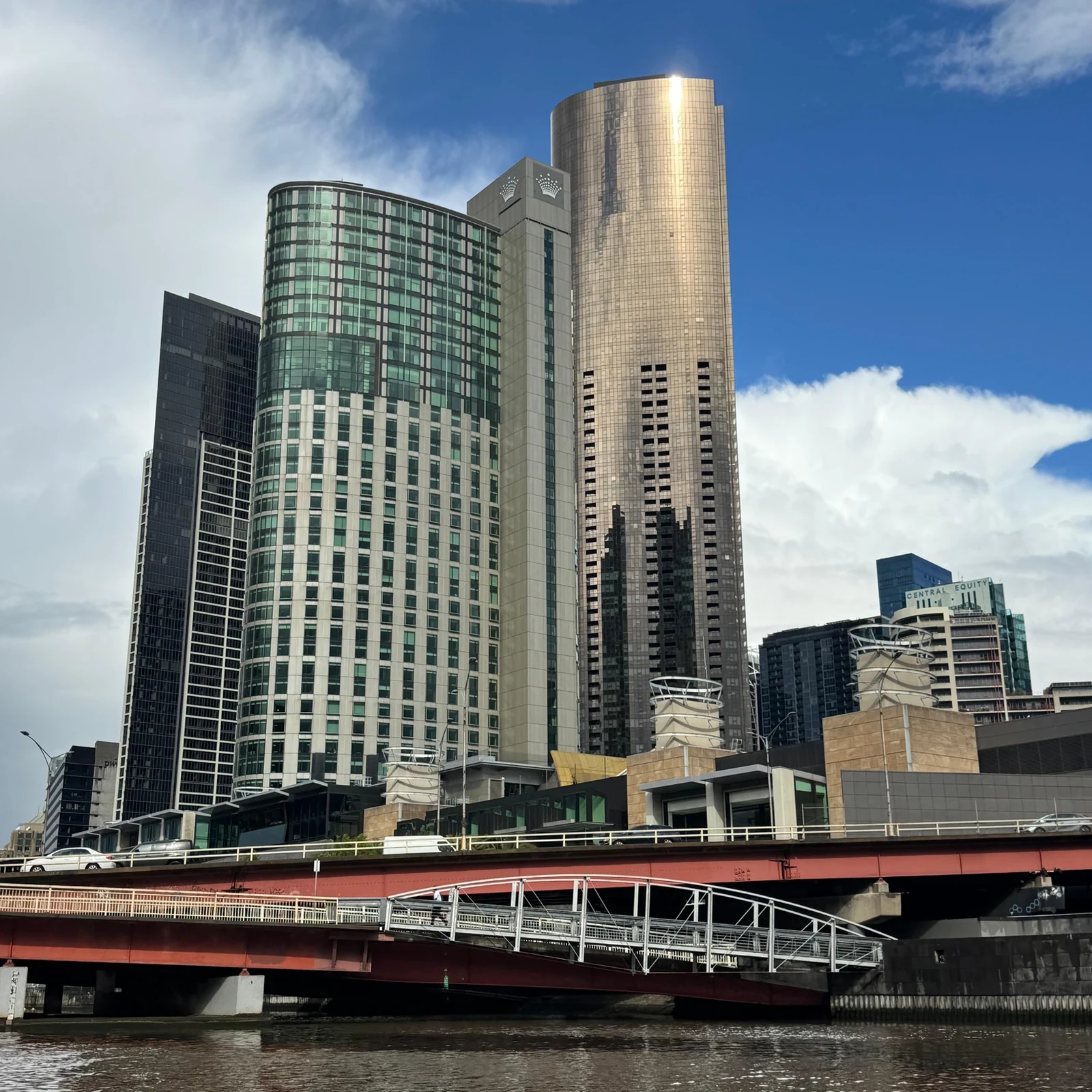 2-Hour Yarra River Cruise in Melbourne