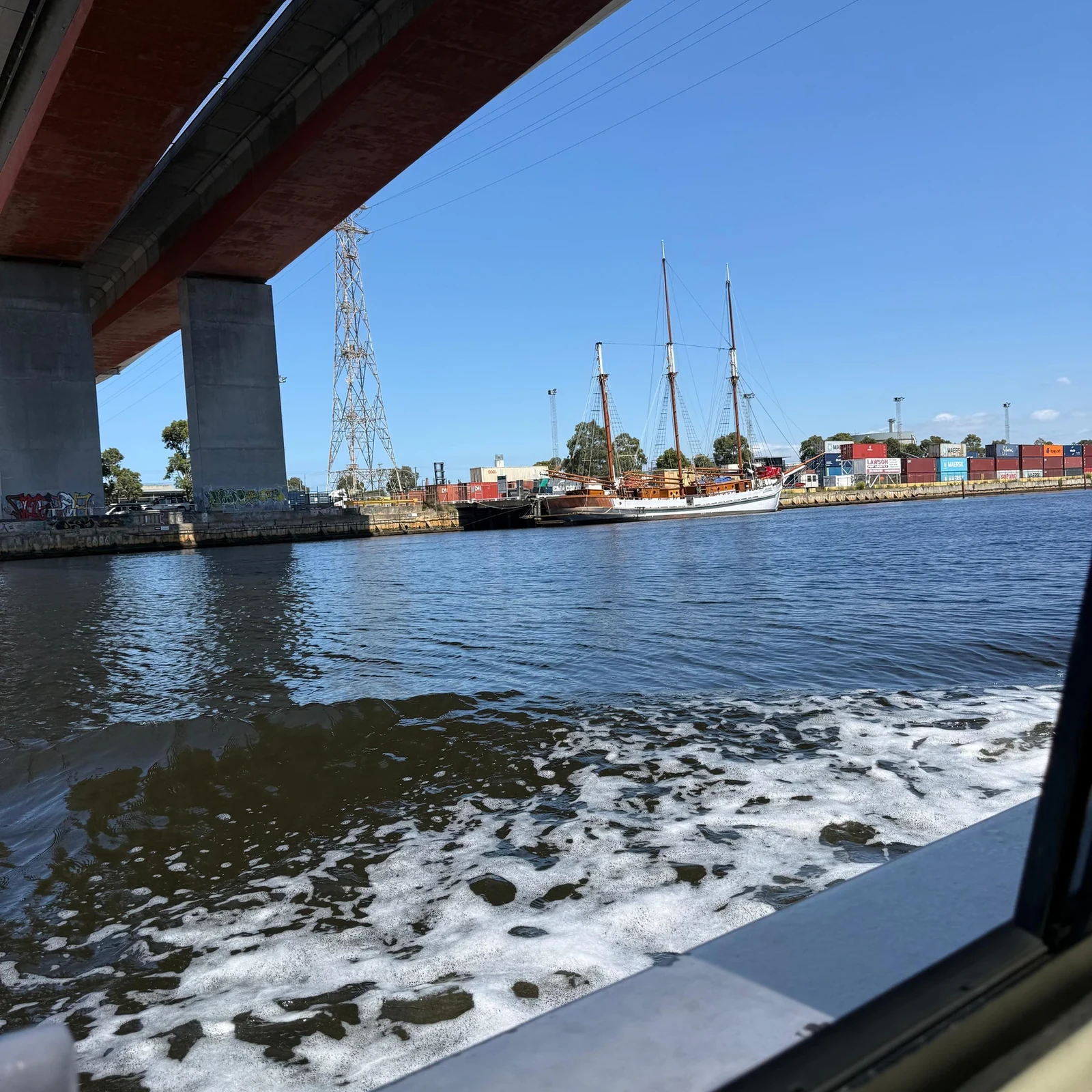 2-Hour Yarra River Cruise in Melbourne