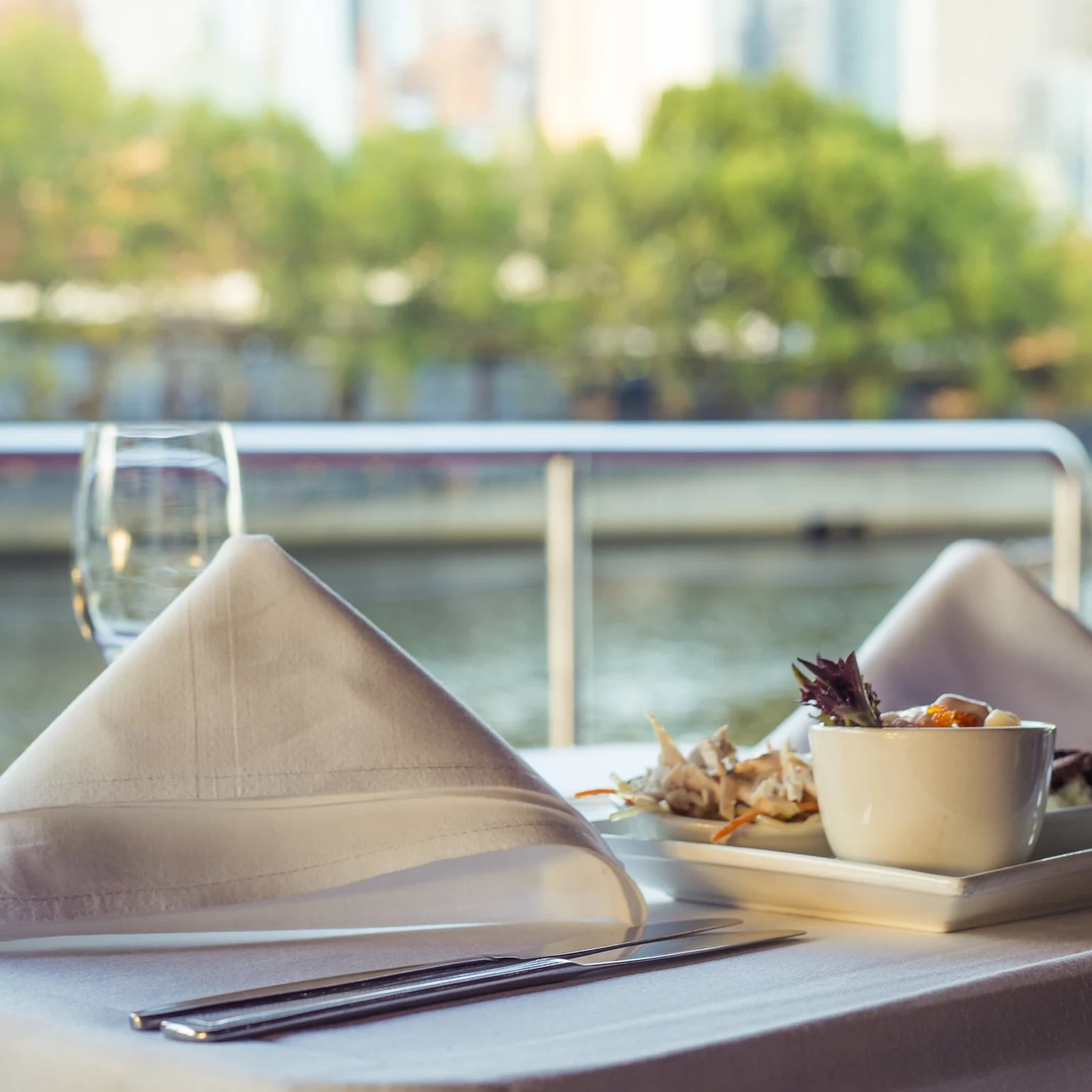 4-Gänge-Dinner-Kreuzfahrt auf dem Yarra in Melbourne