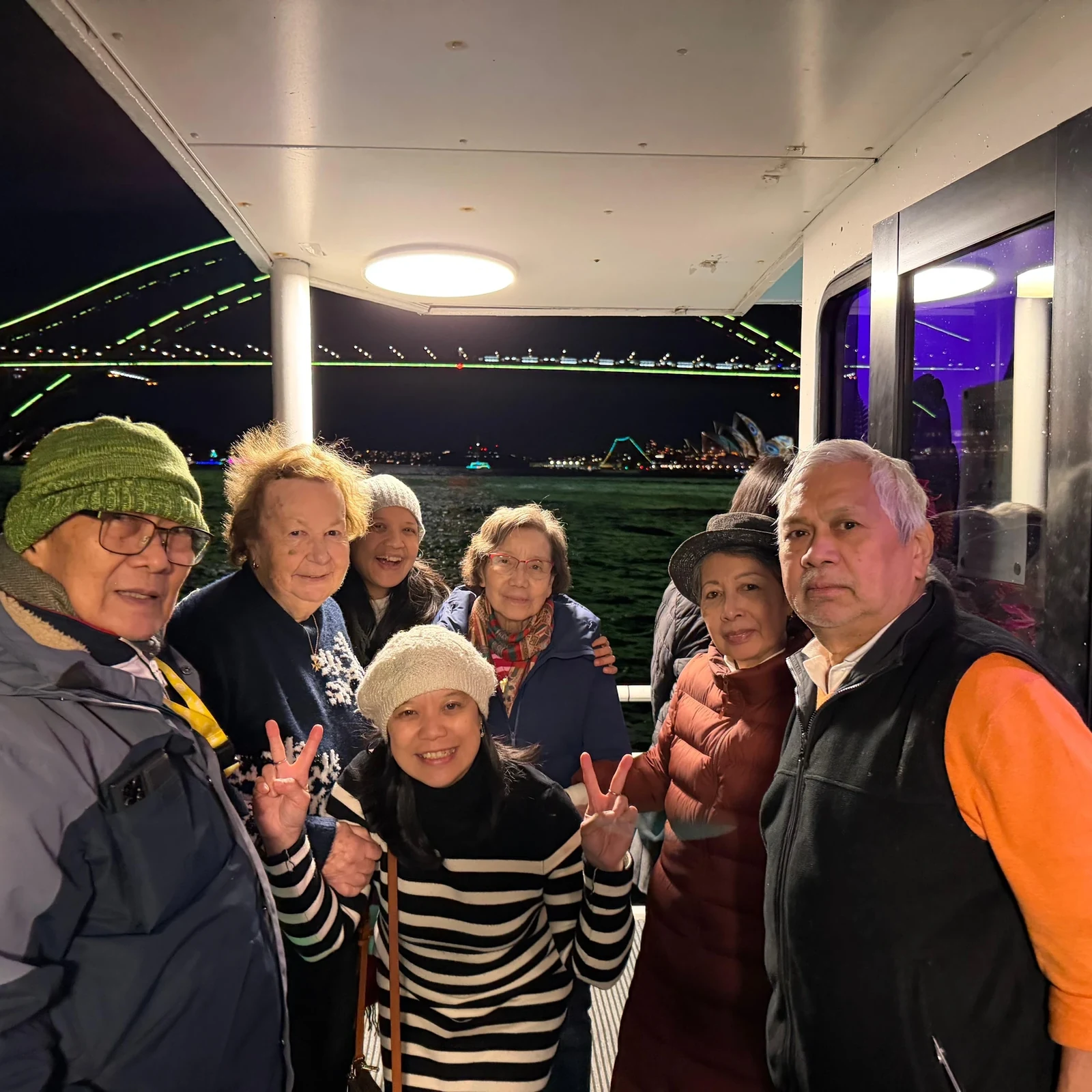 Croisière avec dîner buffet dans le port de Sydney : vues sur l’Opéra et le Harbour Bridge