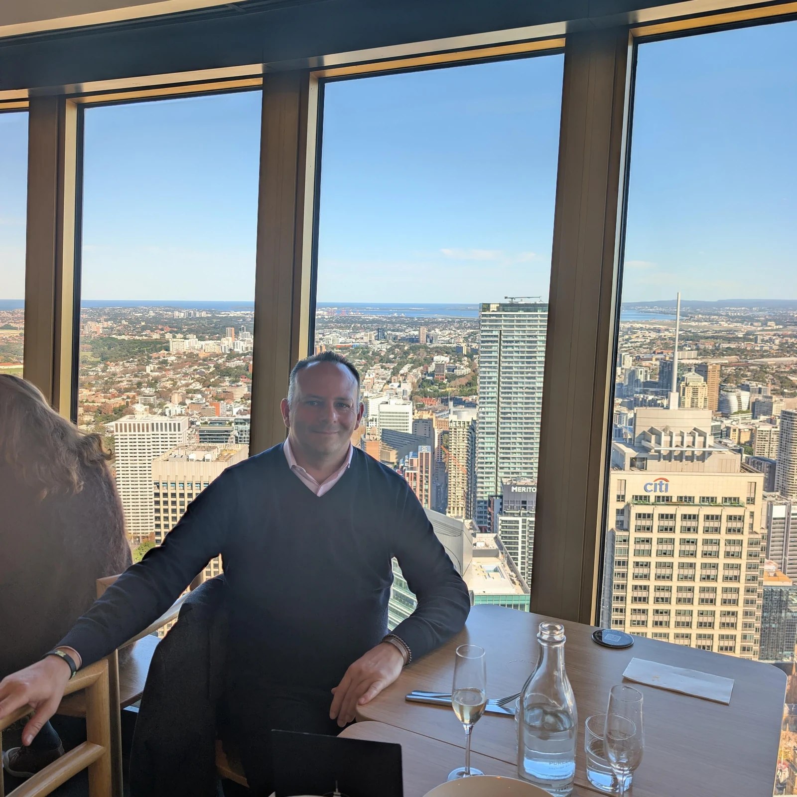 SkyFeast im Sydney Tower: Buffet und 360°-Aussicht