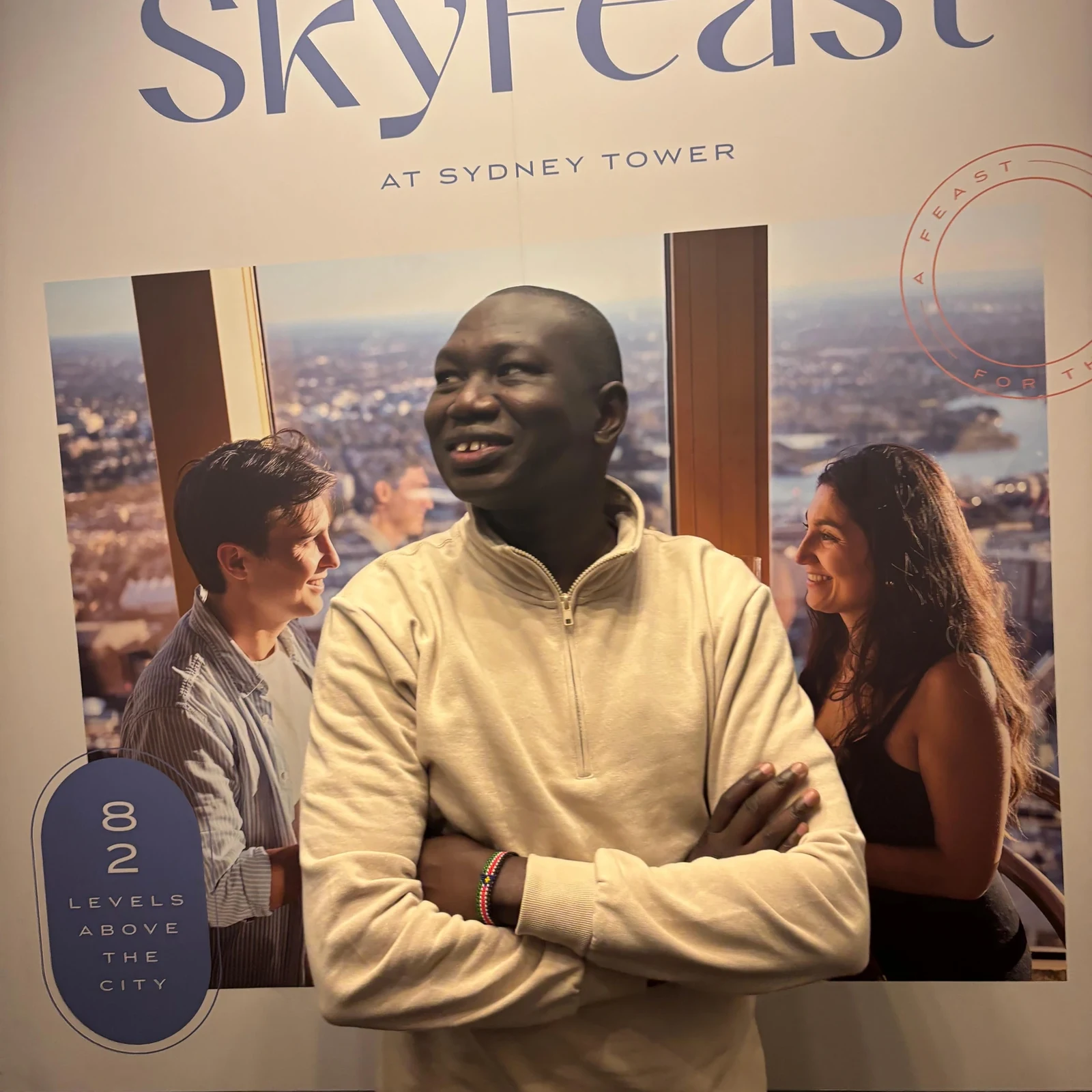 SkyFeast im Sydney Tower: Buffet und 360°-Aussicht