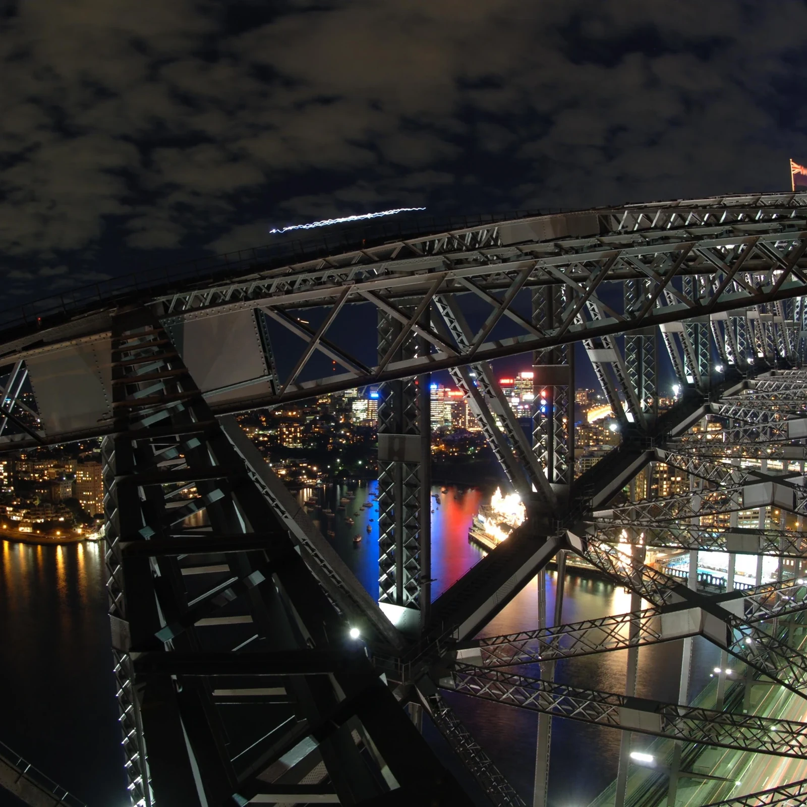 Sydney Harbour Bridge Nachtbesteigung: Summit Night mit 360°-Blick