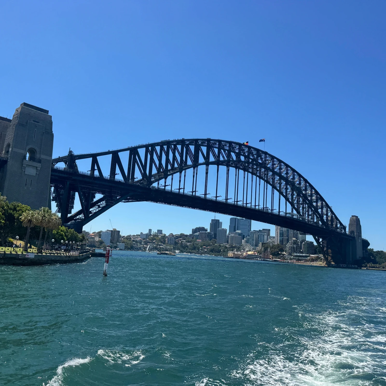 Taronga Zoo with Return Ferry in Sydney