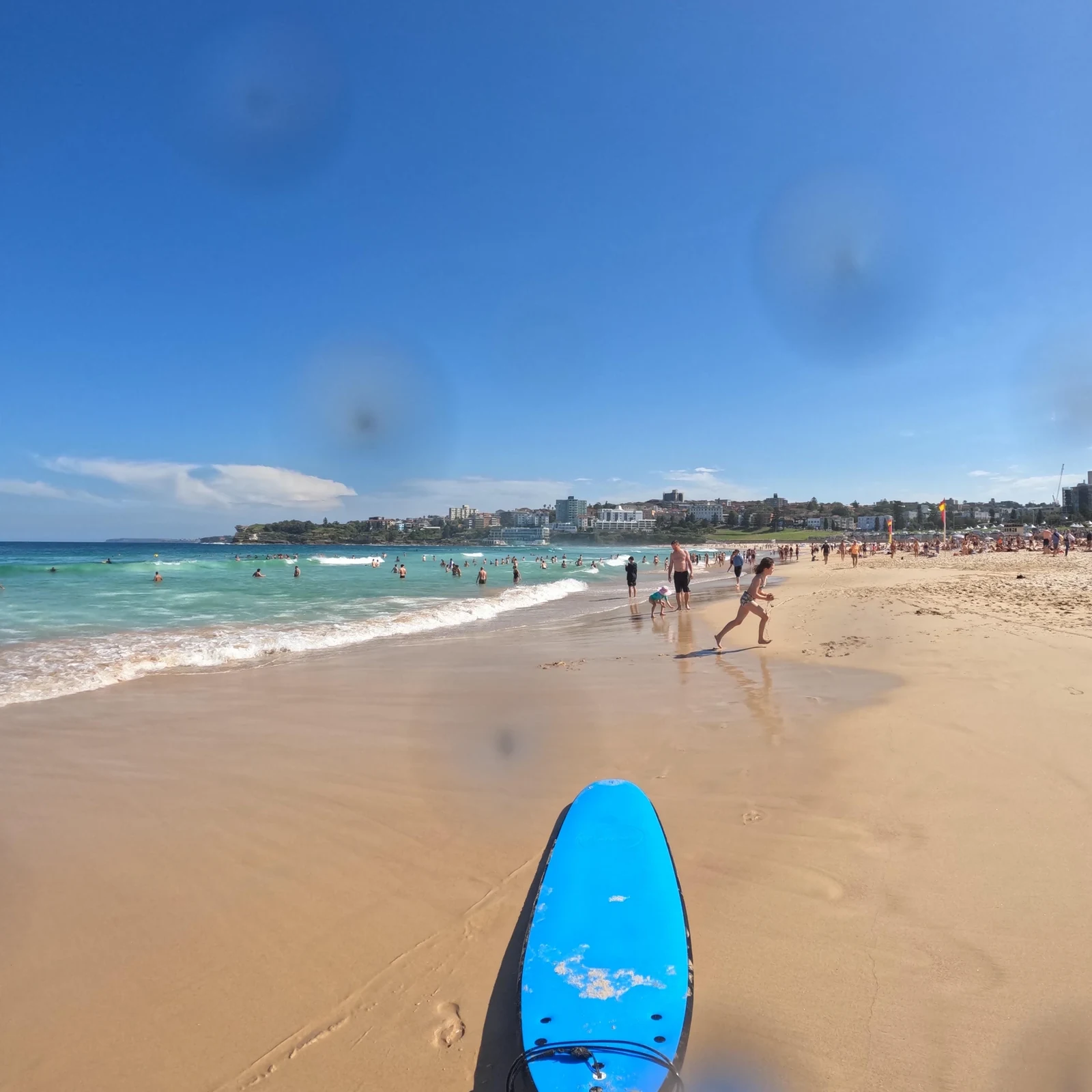Aprende a surfear en Bondi Beach en una clase de 2 horas
