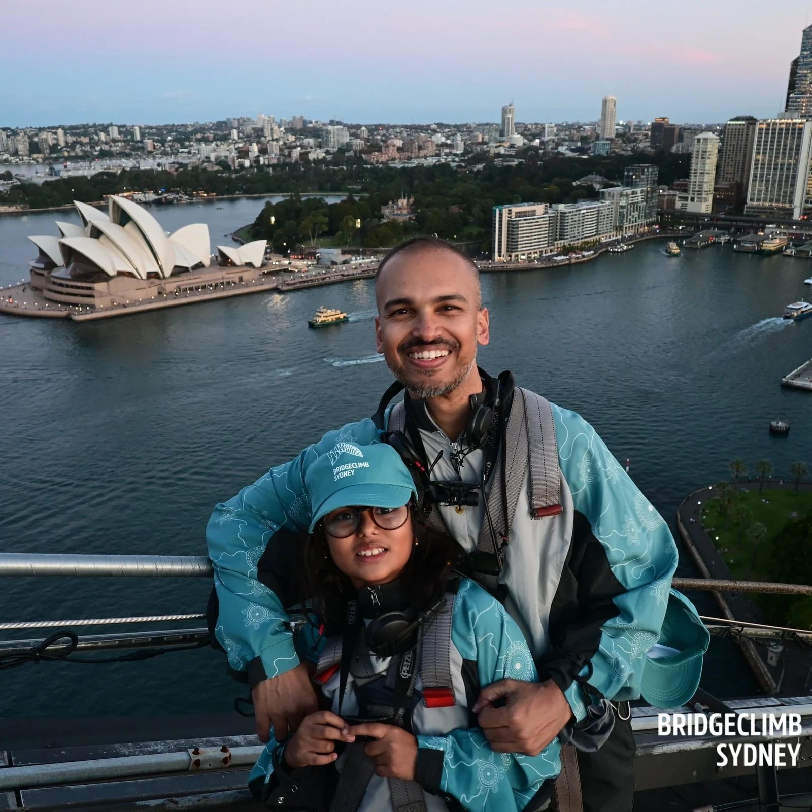 Sydney Harbour BridgeClimb : Summit Twilight