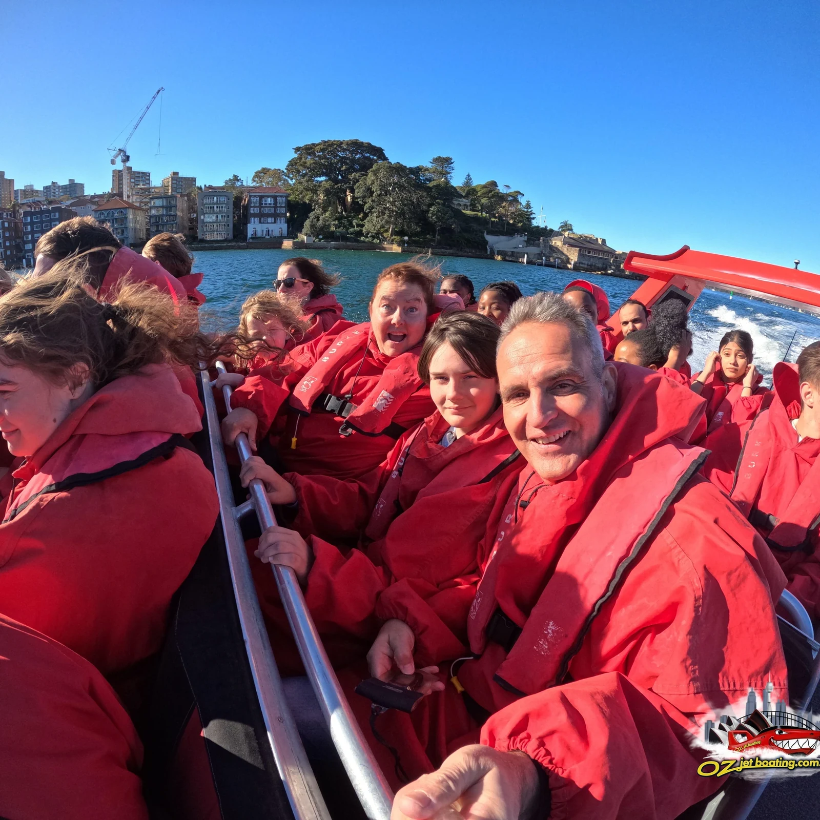 Jetboat in Sydney: Geschwindigkeit und Adrenalin im Hafen