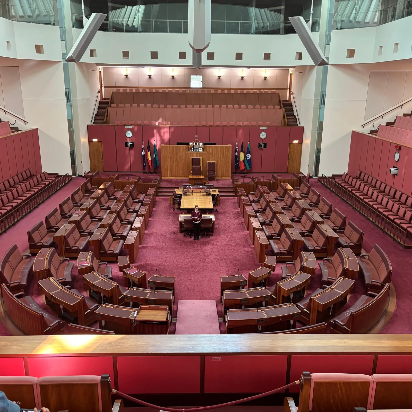 Sydney to Canberra Day Trip with Buffet Lunch