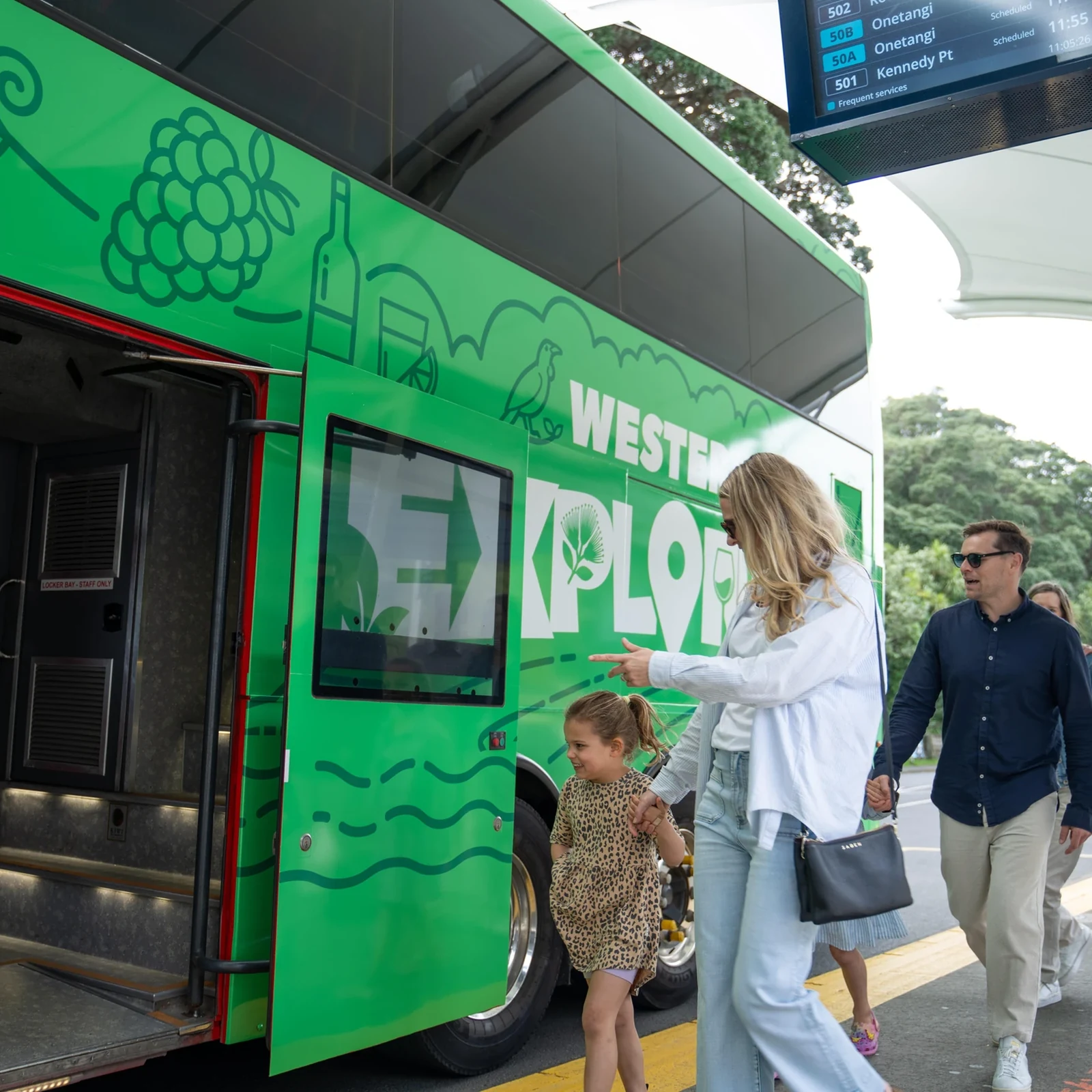 Waiheke Island en ferry + Explorer Bus desde Auckland