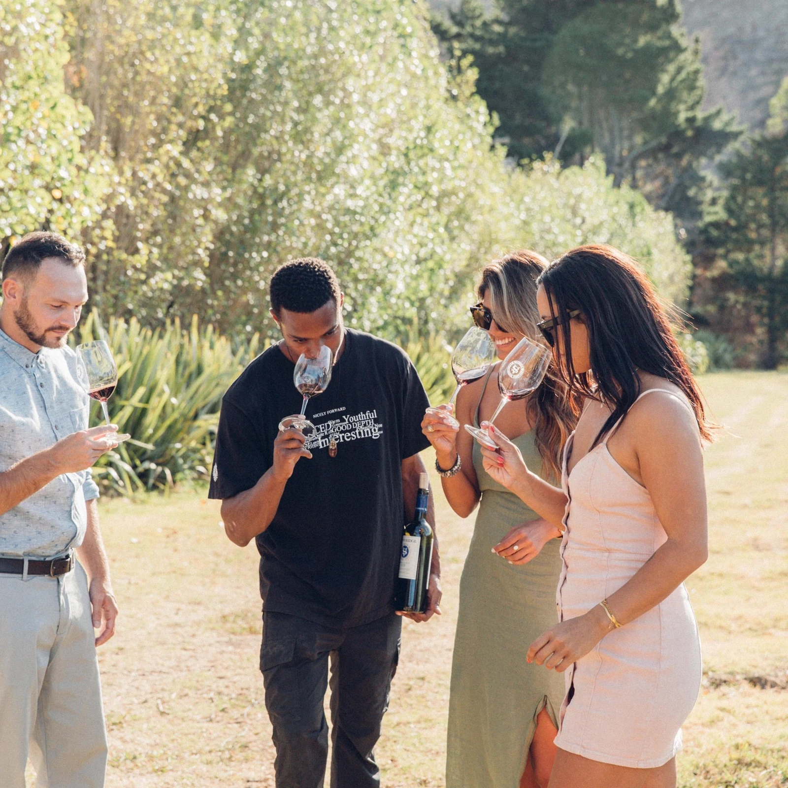 Weintour auf Waiheke Island: bis zu 4 Weingüter und Verkostungen