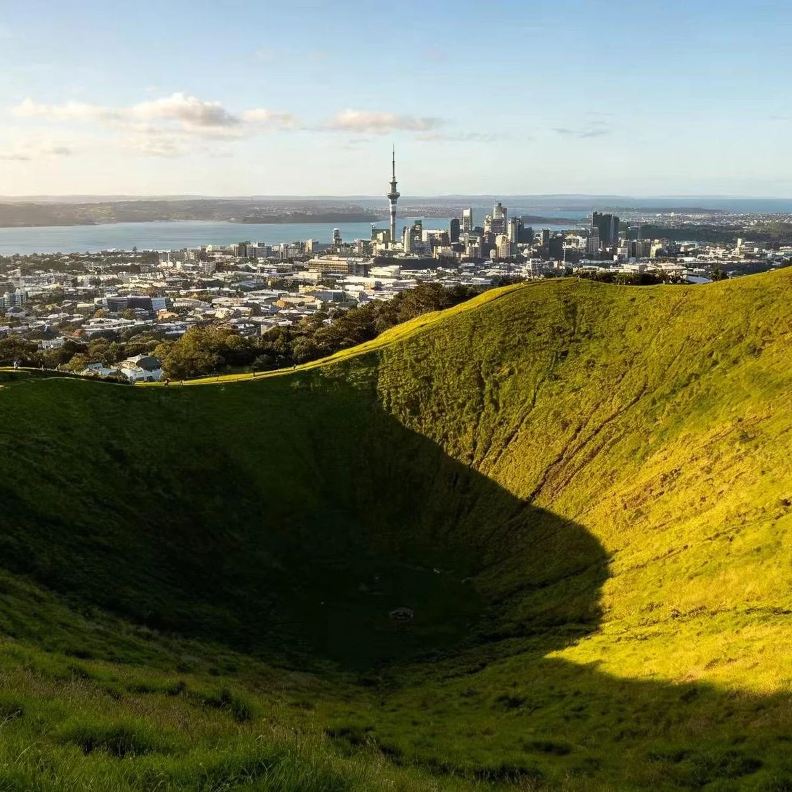 Mount Eden au coucher du soleil : volcan, culture maorie et Auckland