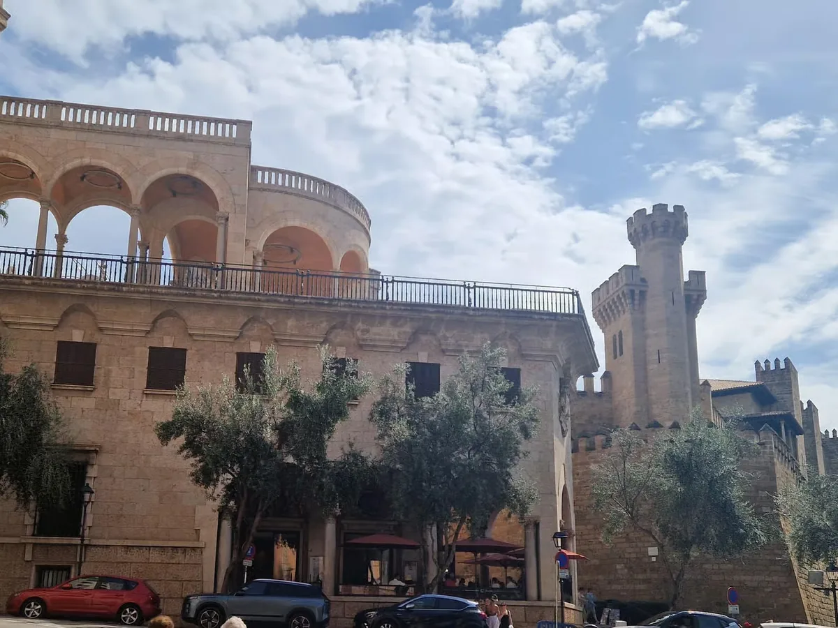 Hop-on-Hop-off-Bus in Palma de Mallorca mit 24-Stunden-Ticket
